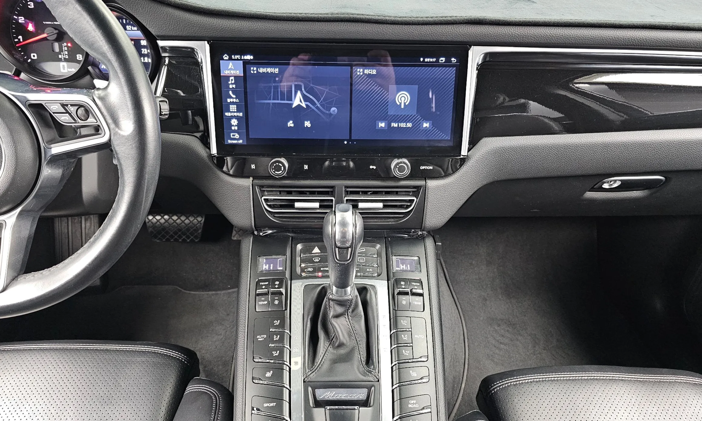 Porsche Macan превью 14