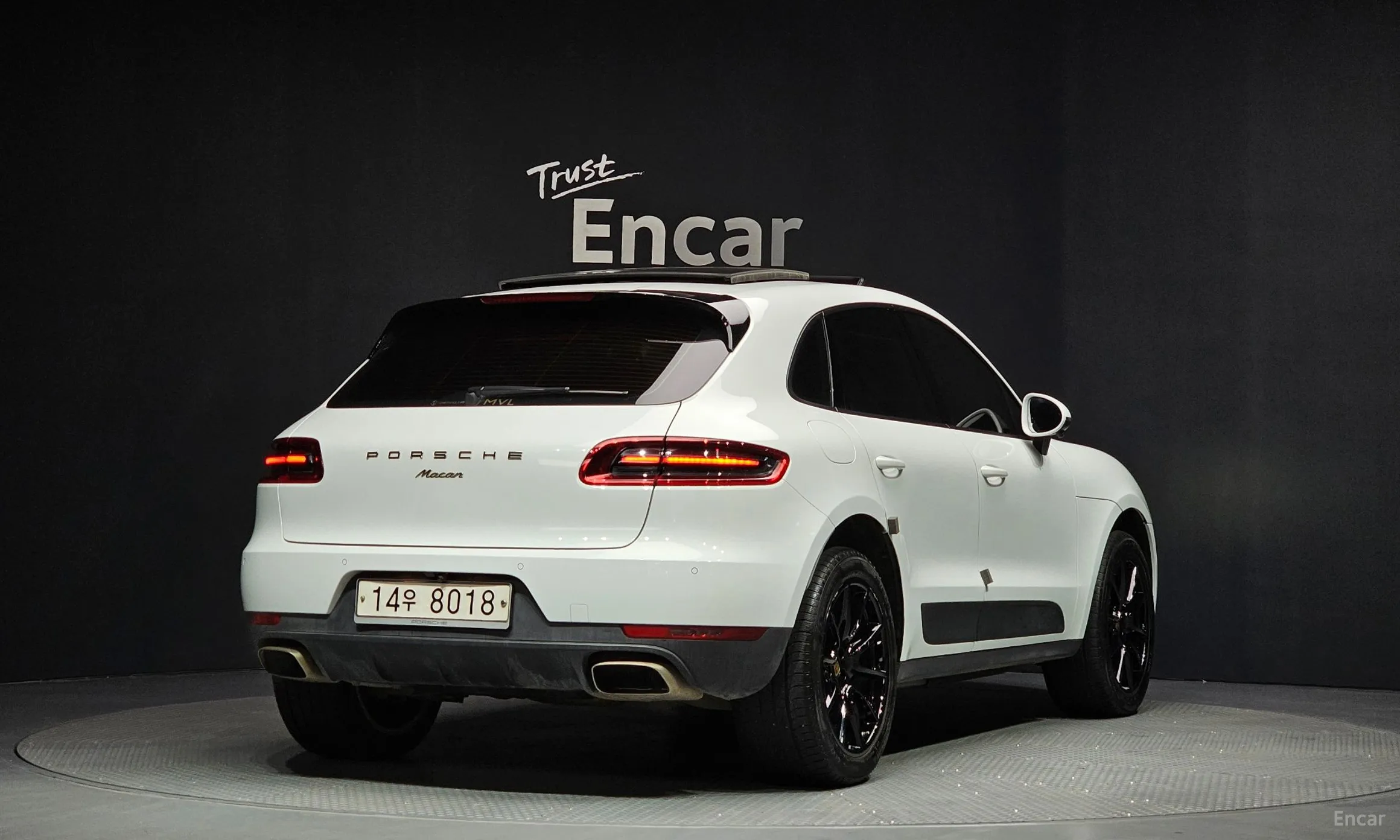 Porsche Macan превью 2