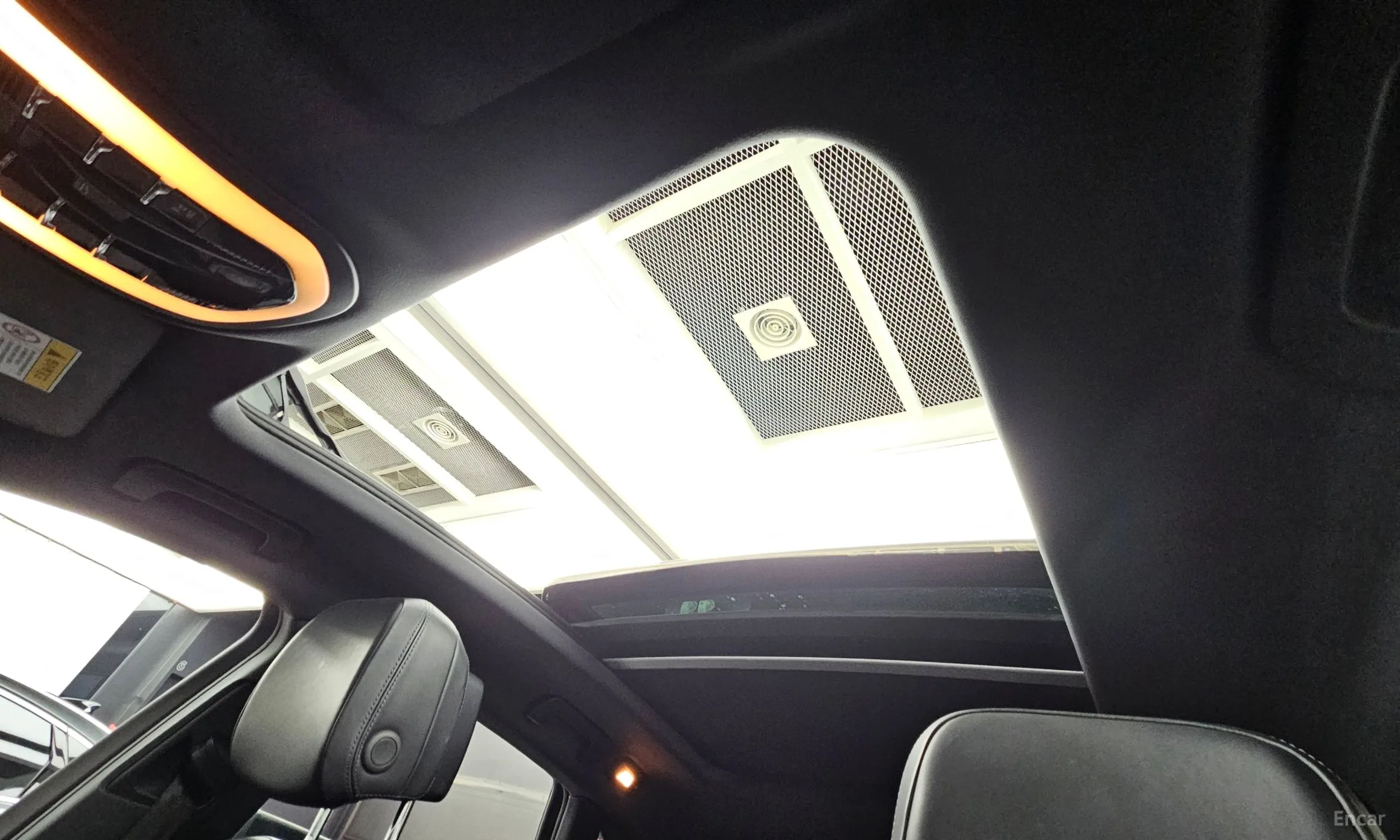 Porsche Macan превью 17