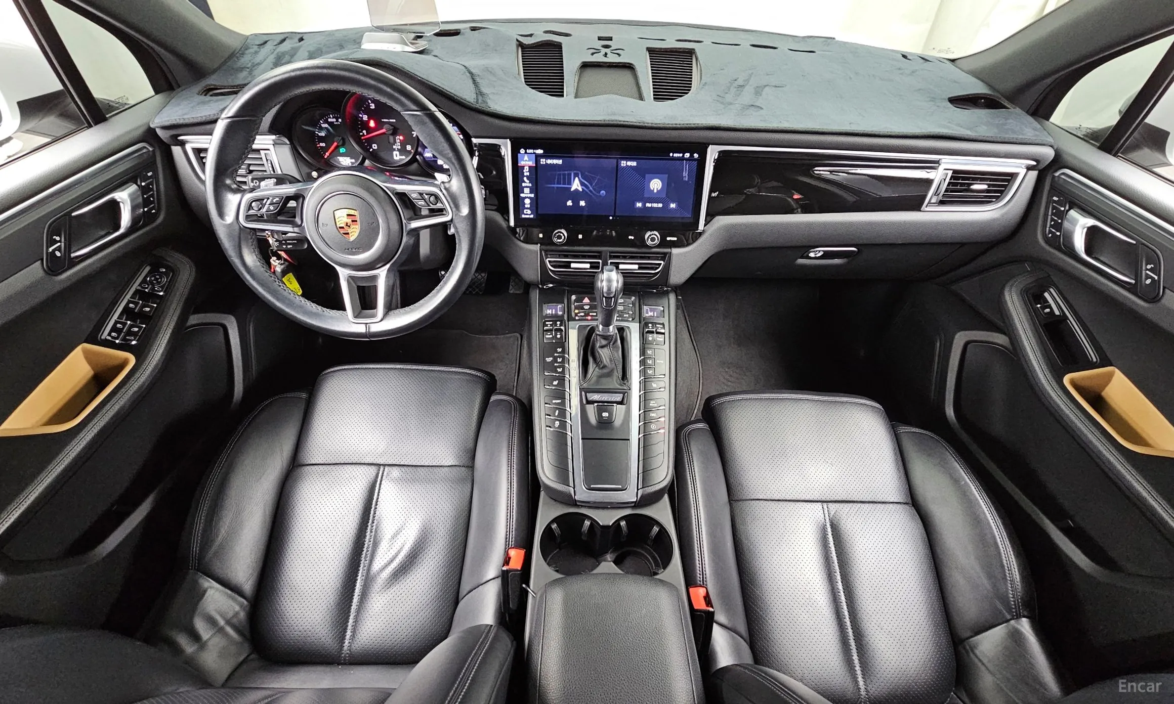 Porsche Macan превью 7
