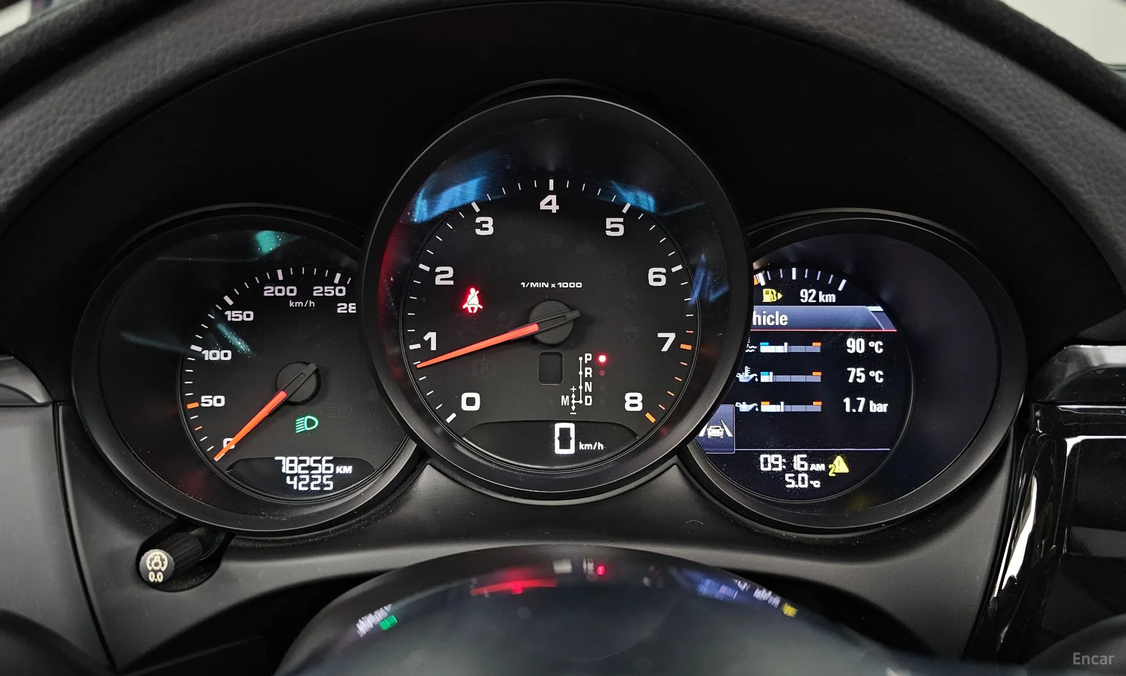Porsche Macan превью 8
