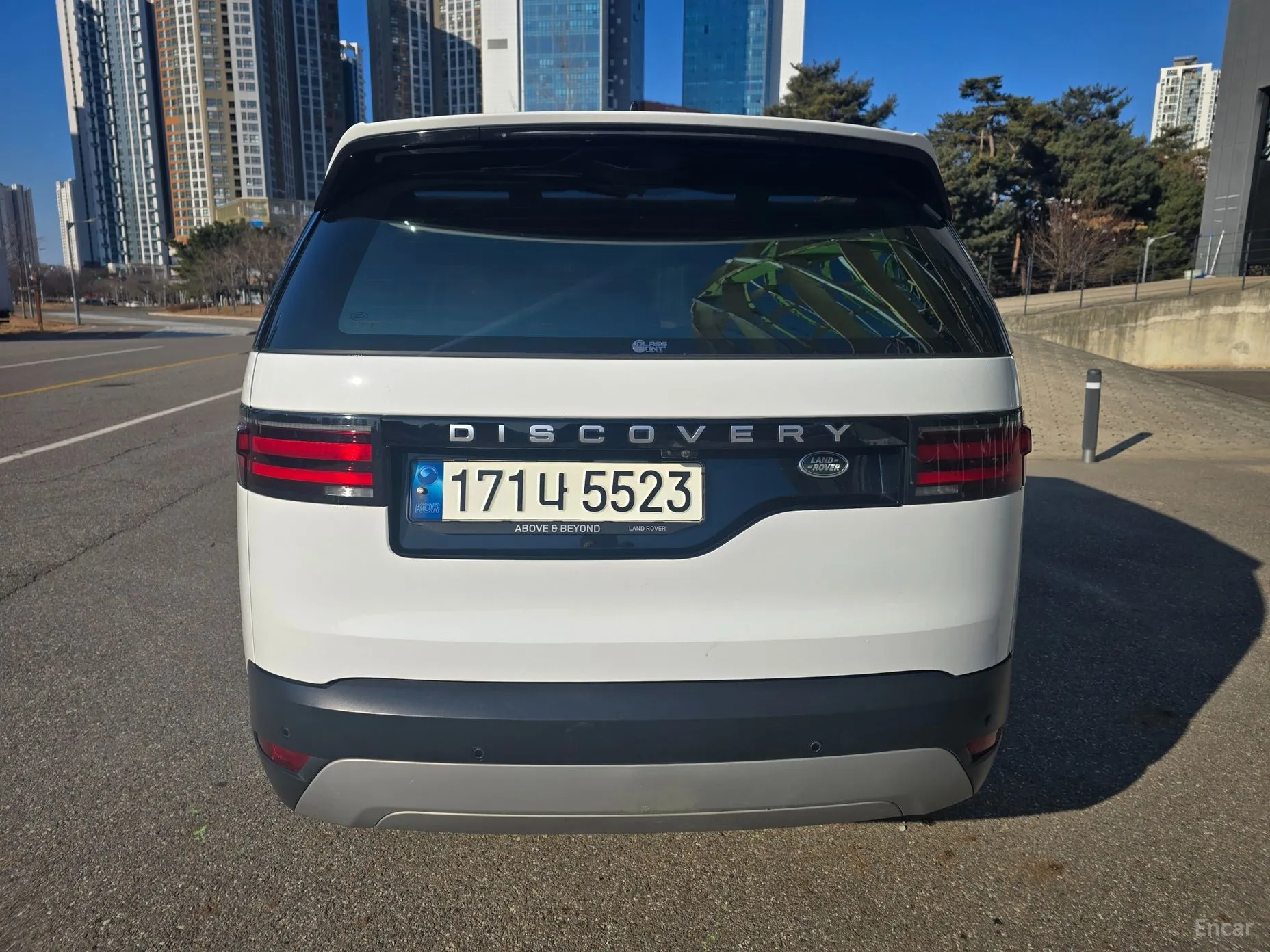Land Rover Discovery 5 превью 4