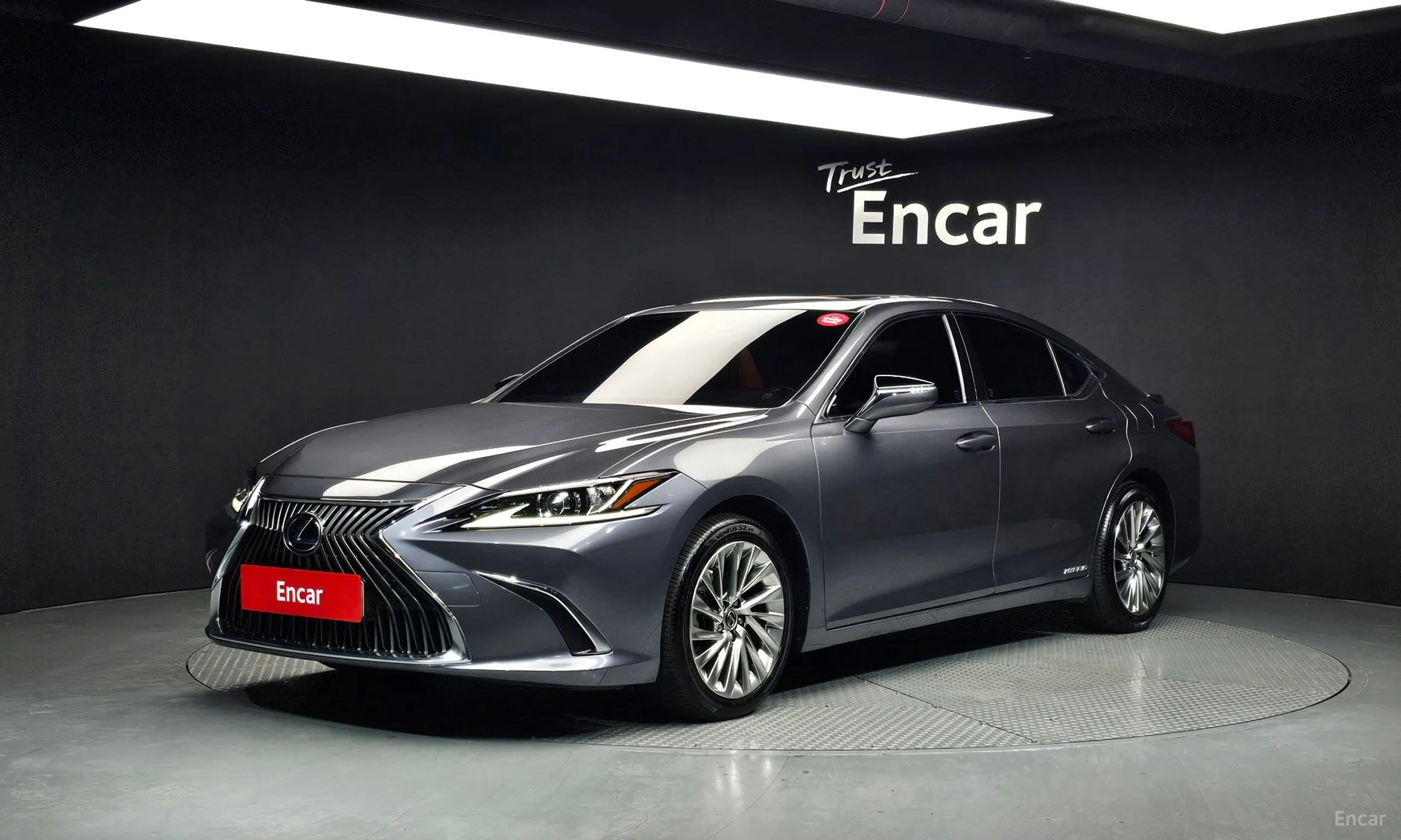 Lexus ES300h 7th Generation
