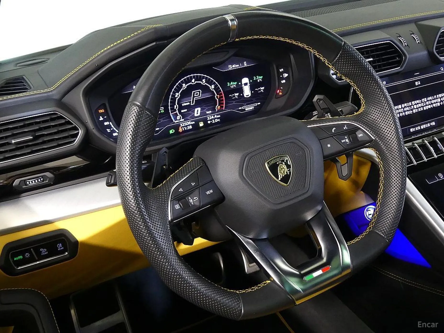 Lamborghini Urus превью 12