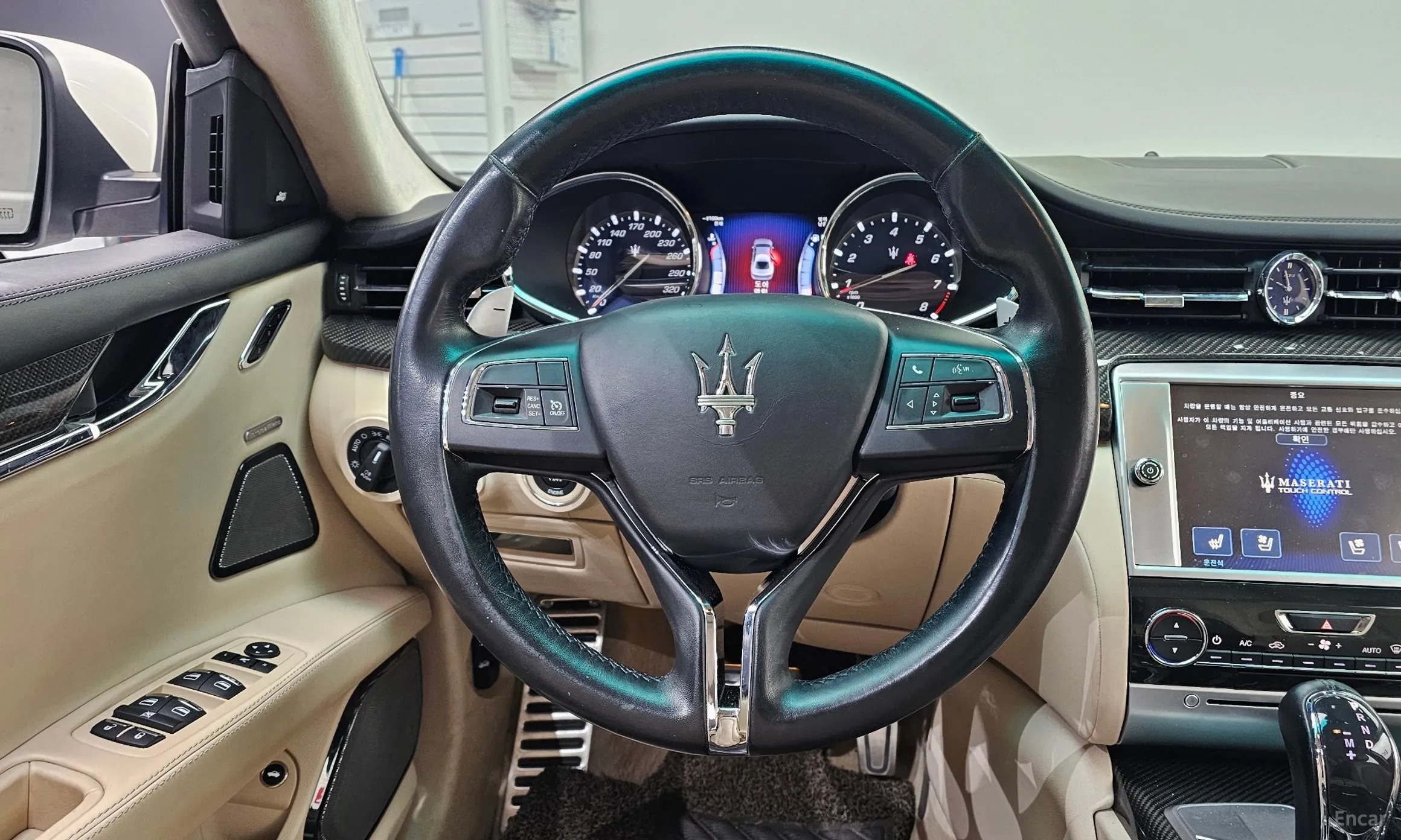 Maserati Quattroporte превью 13
