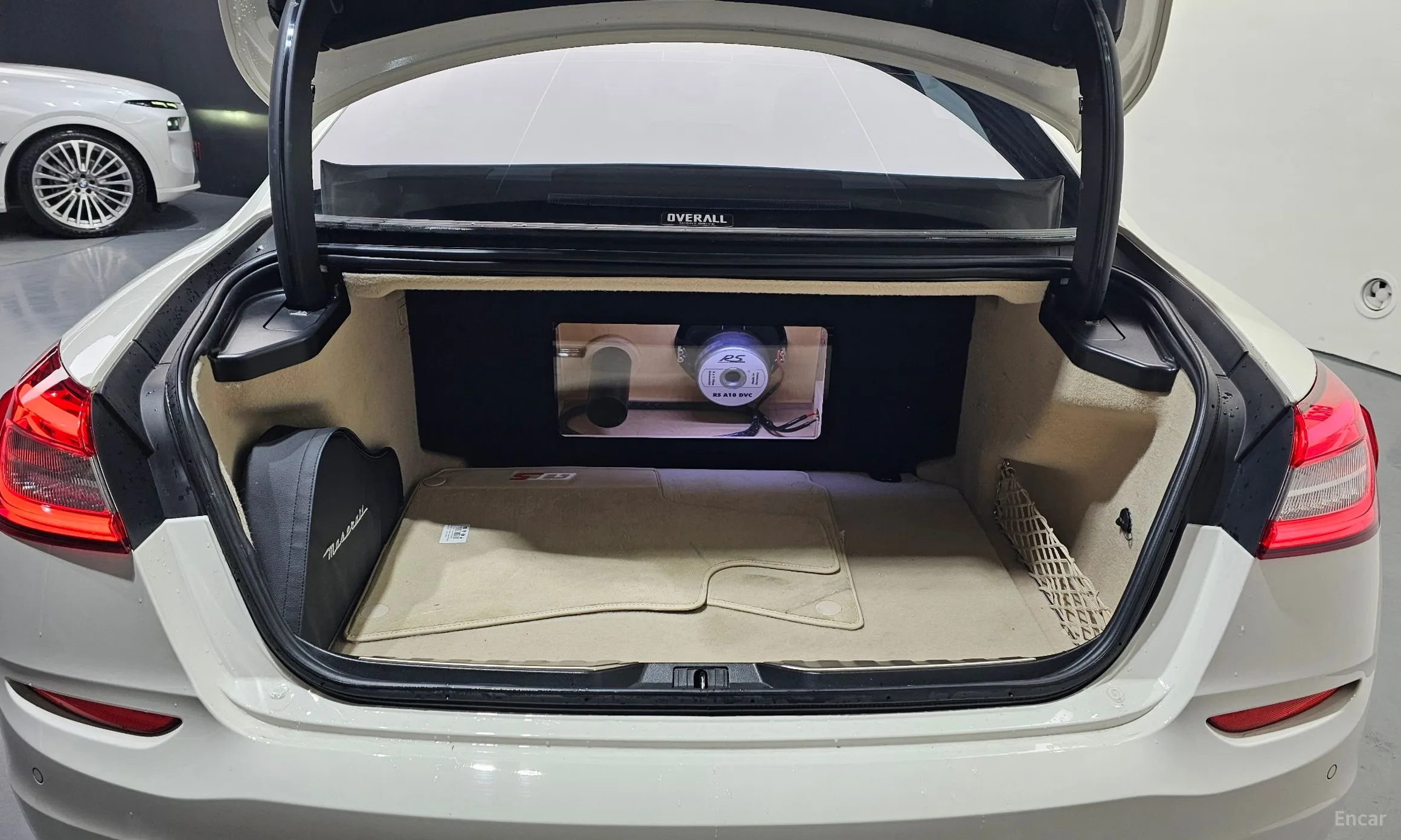 Maserati Quattroporte превью 20