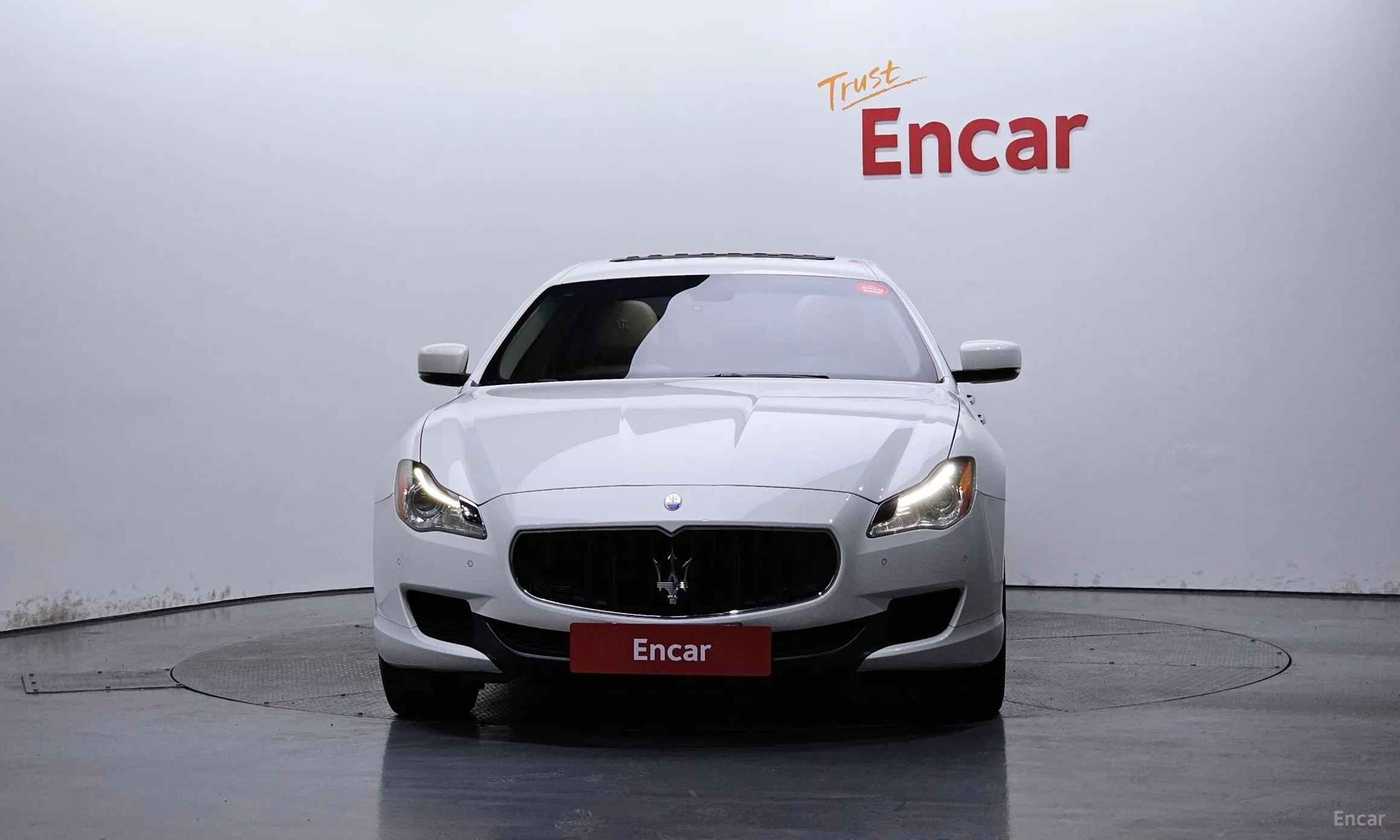 Maserati Quattroporte превью 3