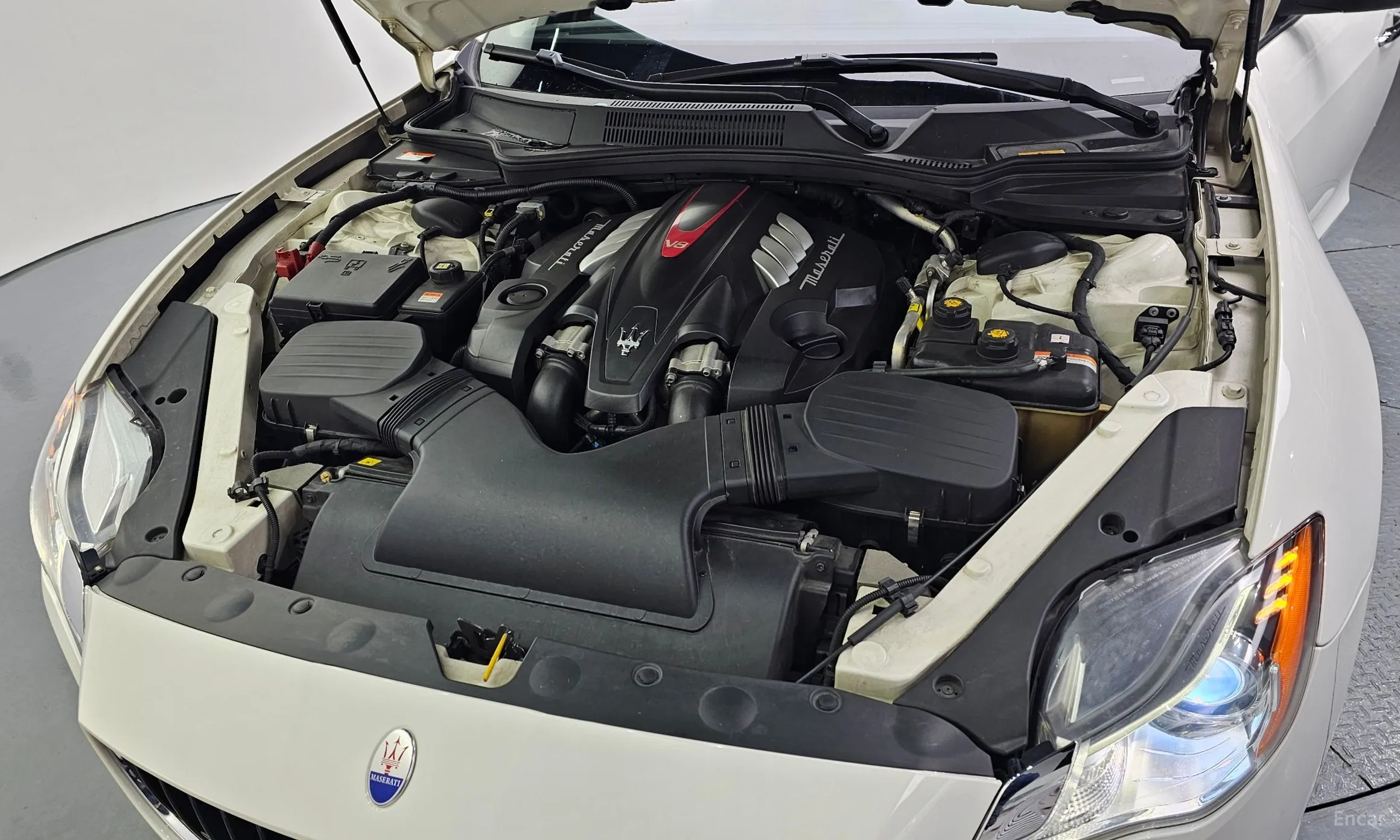 Maserati Quattroporte превью 6