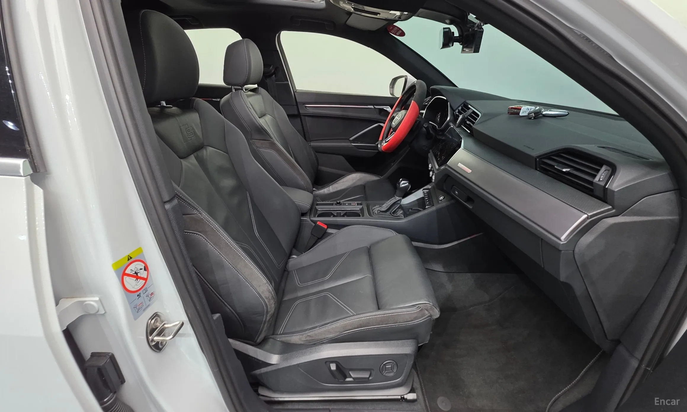 Audi Q3 (F3) превью 10