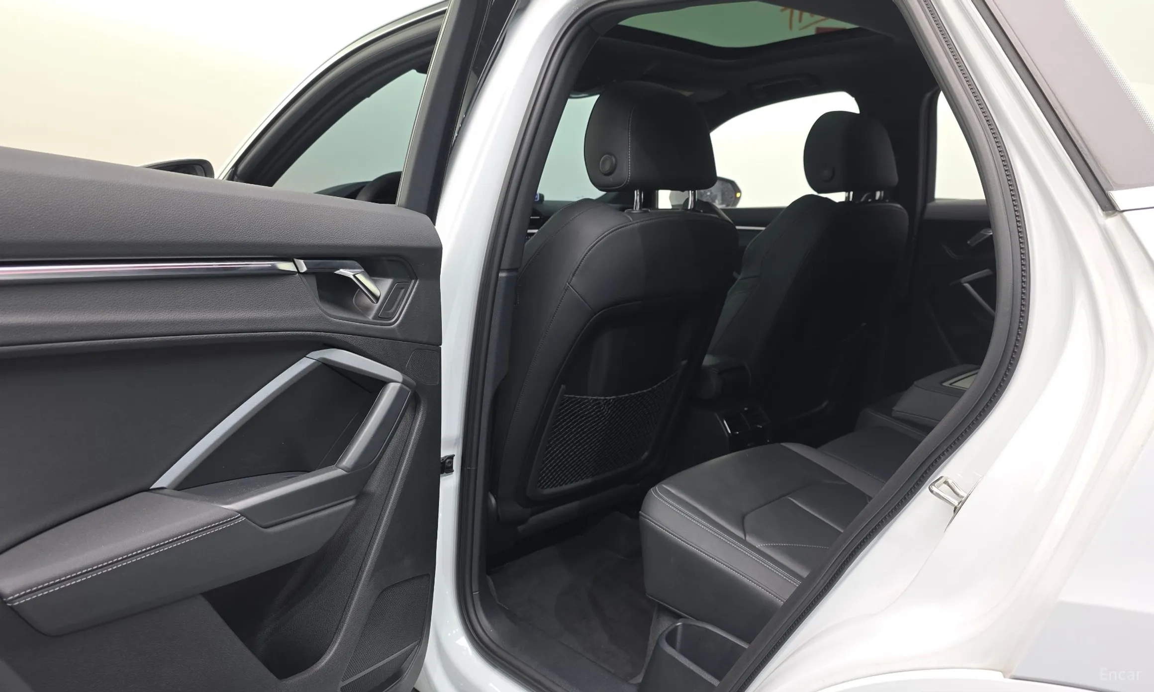 Audi Q3 (F3) превью 18