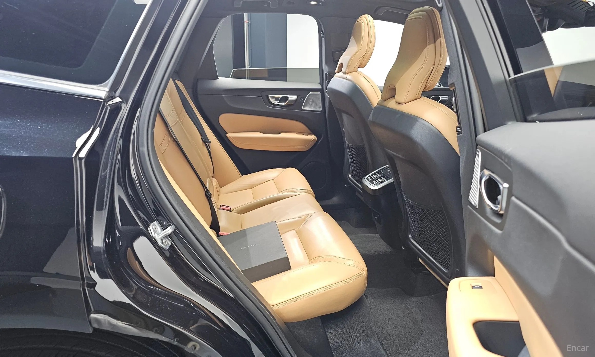 Volvo XC60 Gen 2 превью 12
