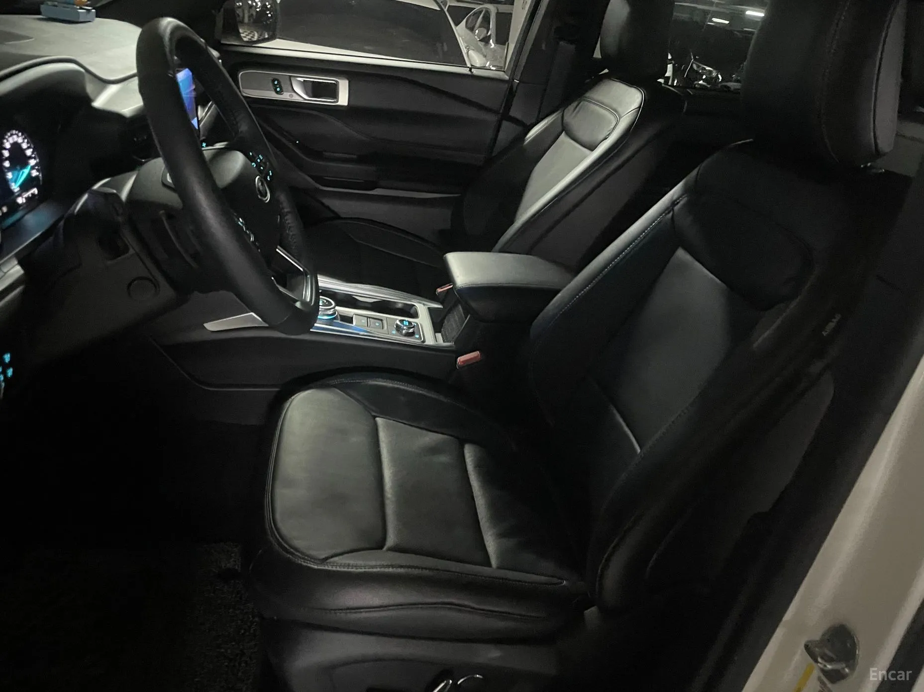 Ford Explorer 6th Generation превью 14