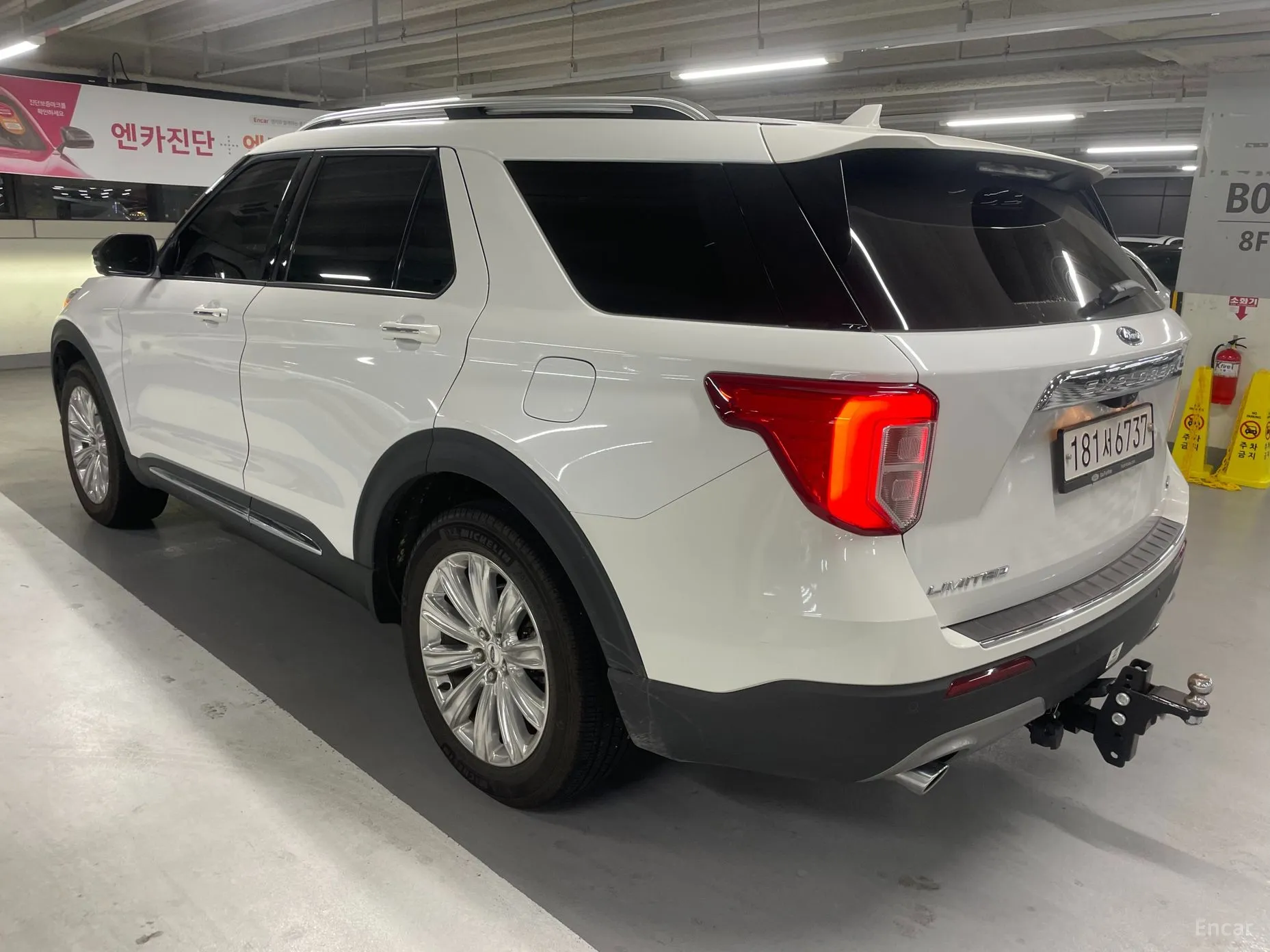 Ford Explorer 6th Generation превью 3