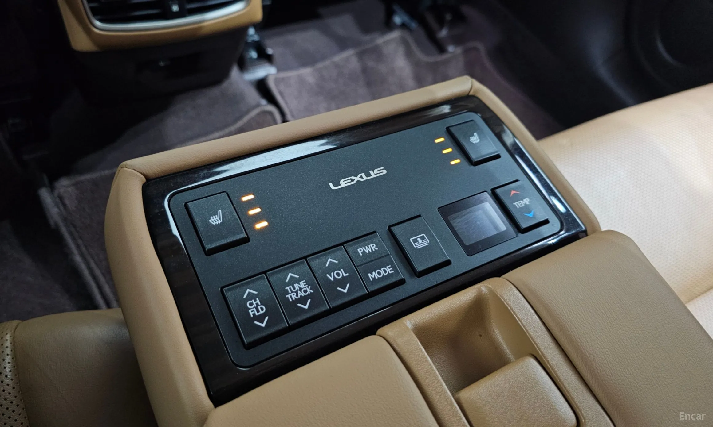 Lexus New ES300h превью 18