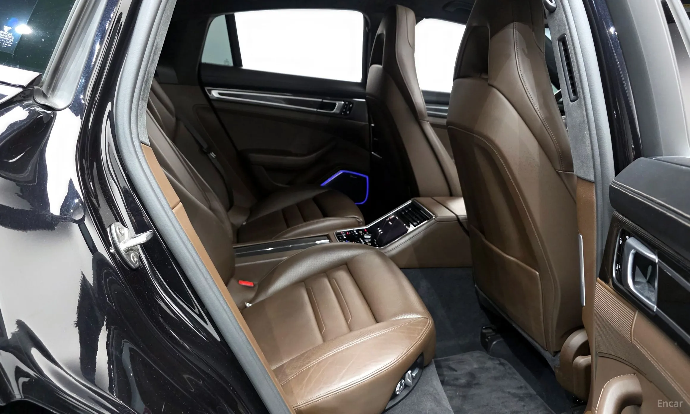 Porsche Panamera (971) превью 12
