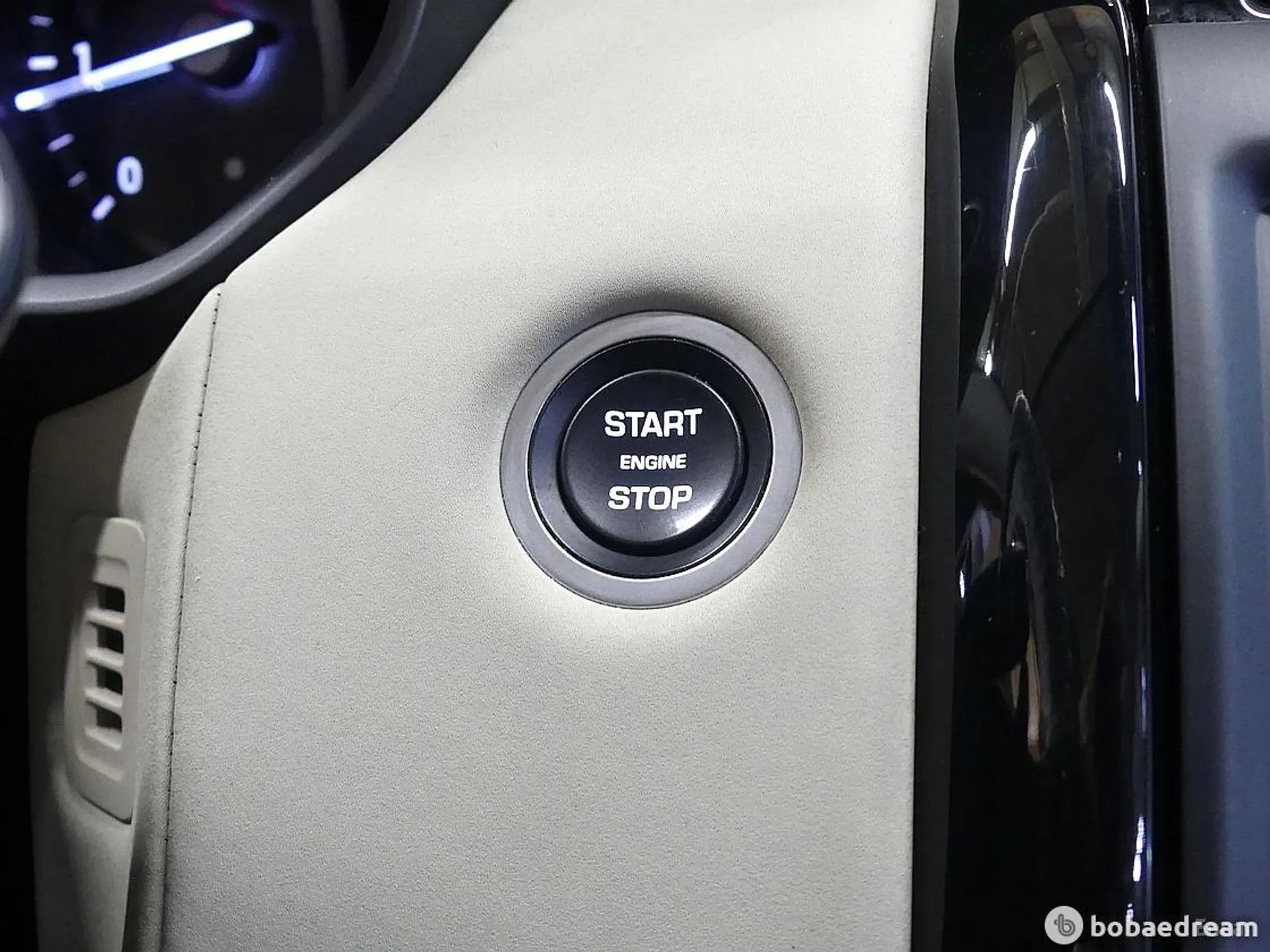 Land Rover Discovery 5 превью 15