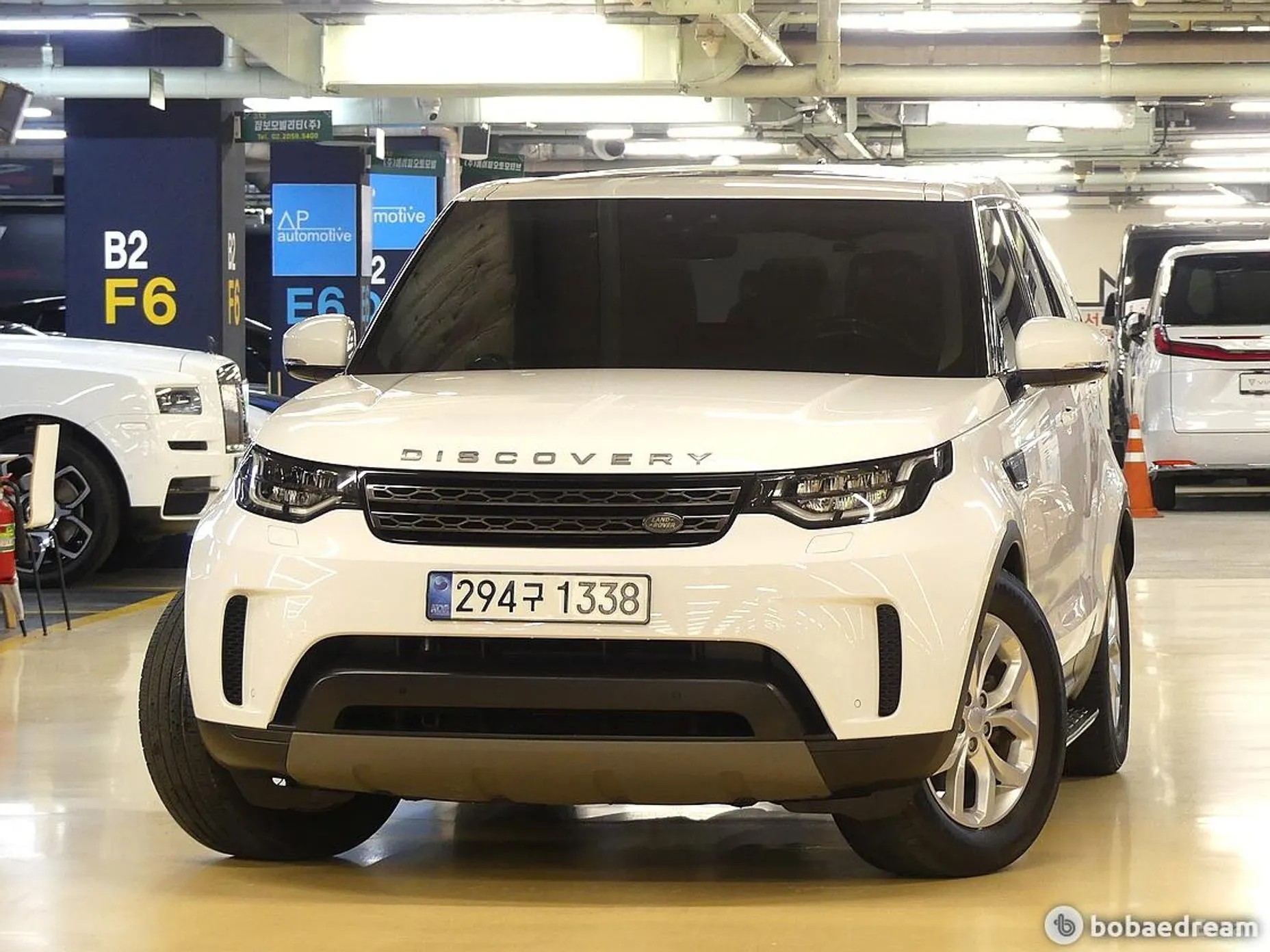 Land Rover Discovery 5 превью 3