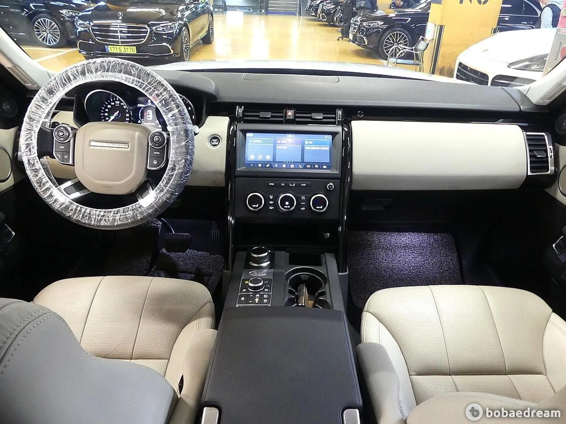 Land Rover Discovery 5 превью 7
