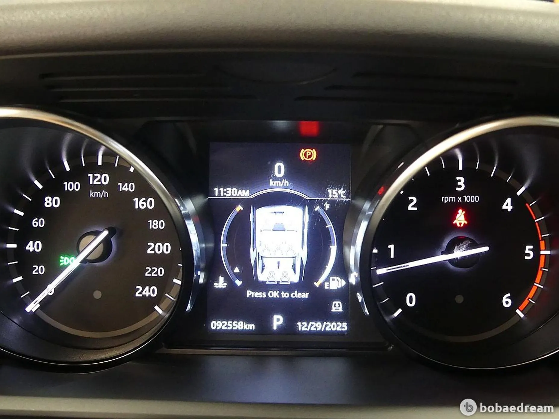 Land Rover Discovery 5 превью 8