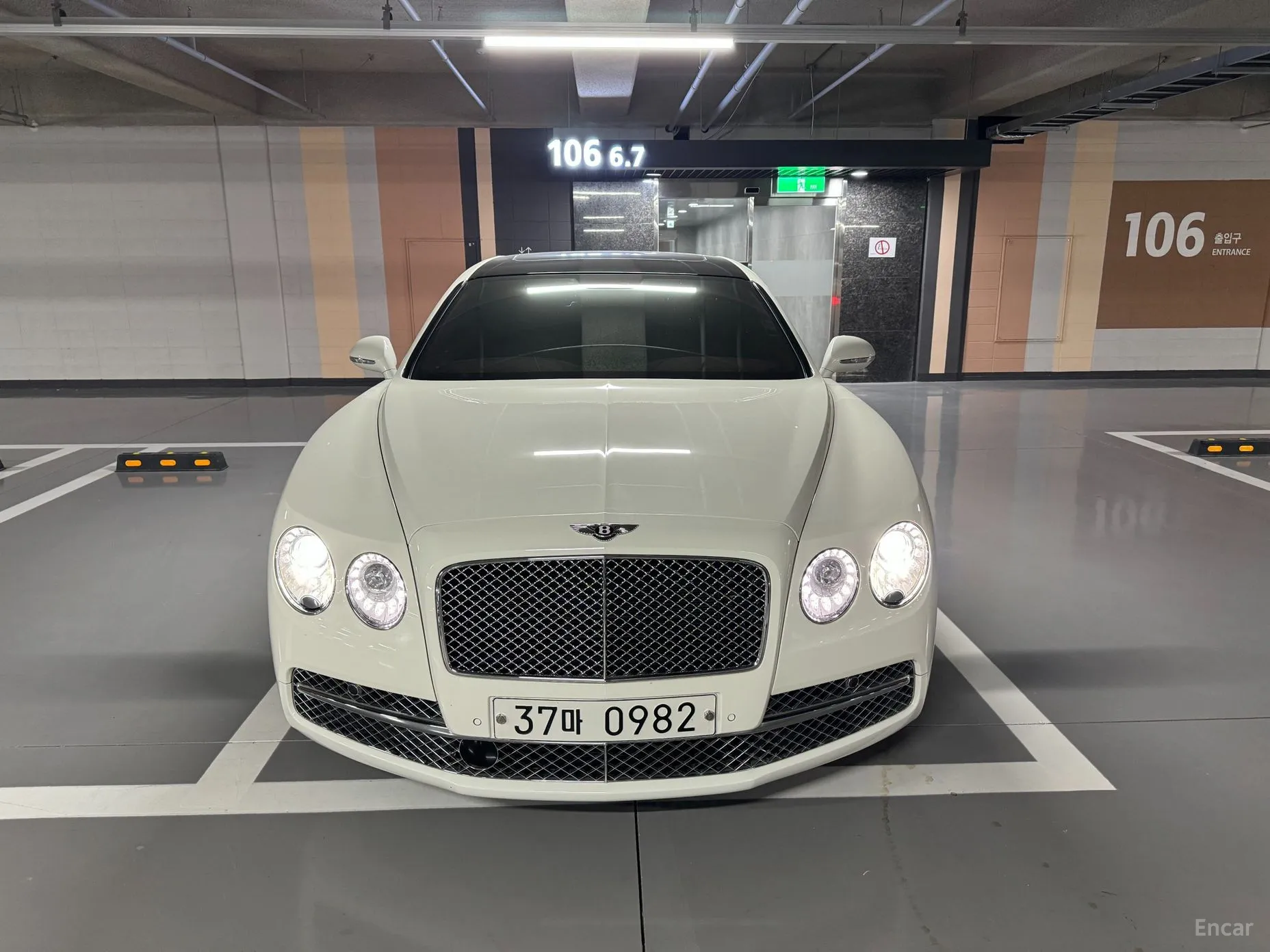 Bentley Flying Spur 2nd Generation превью 3
