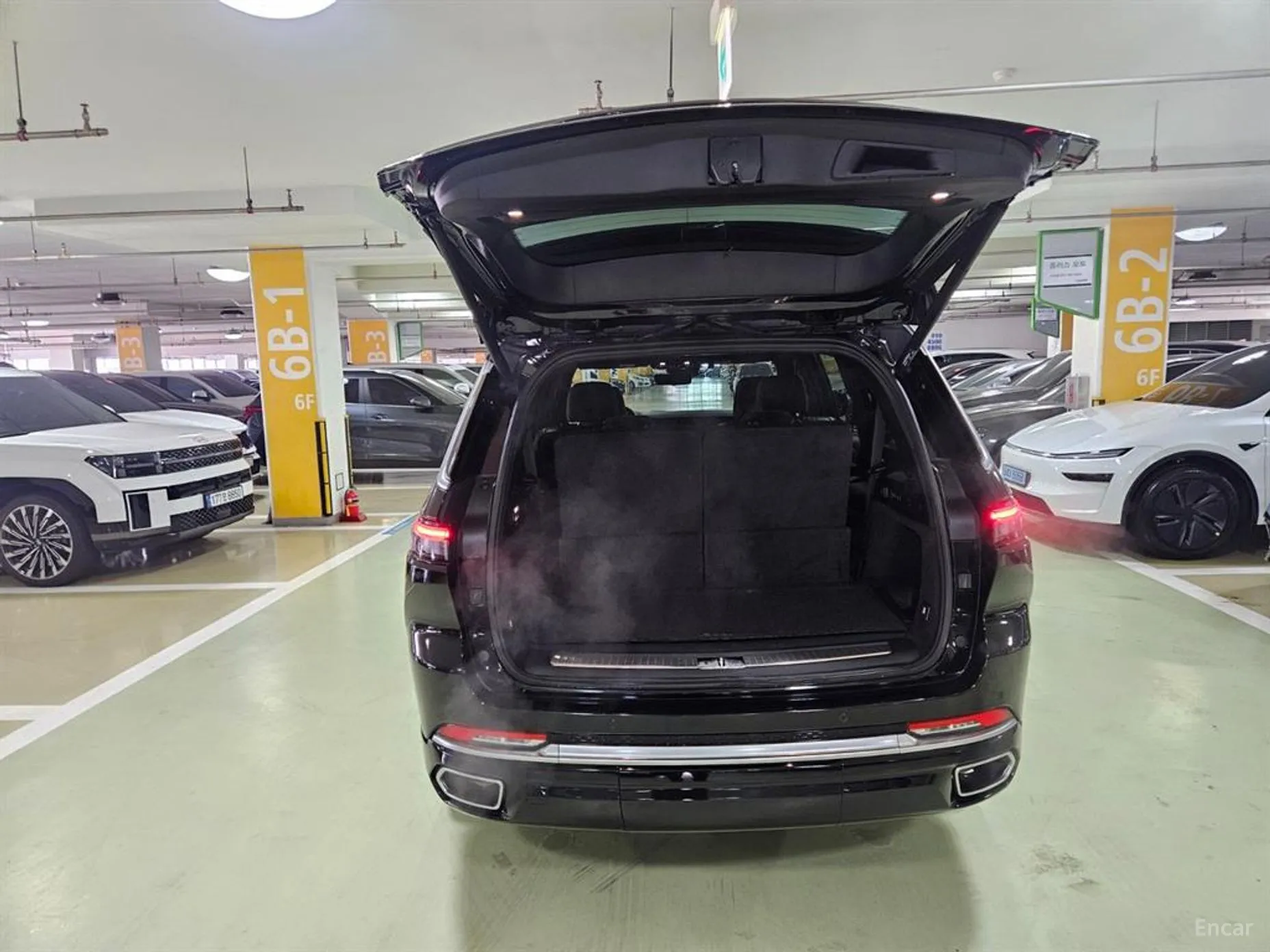 Jeep Grand Cherokee (WL) превью 18