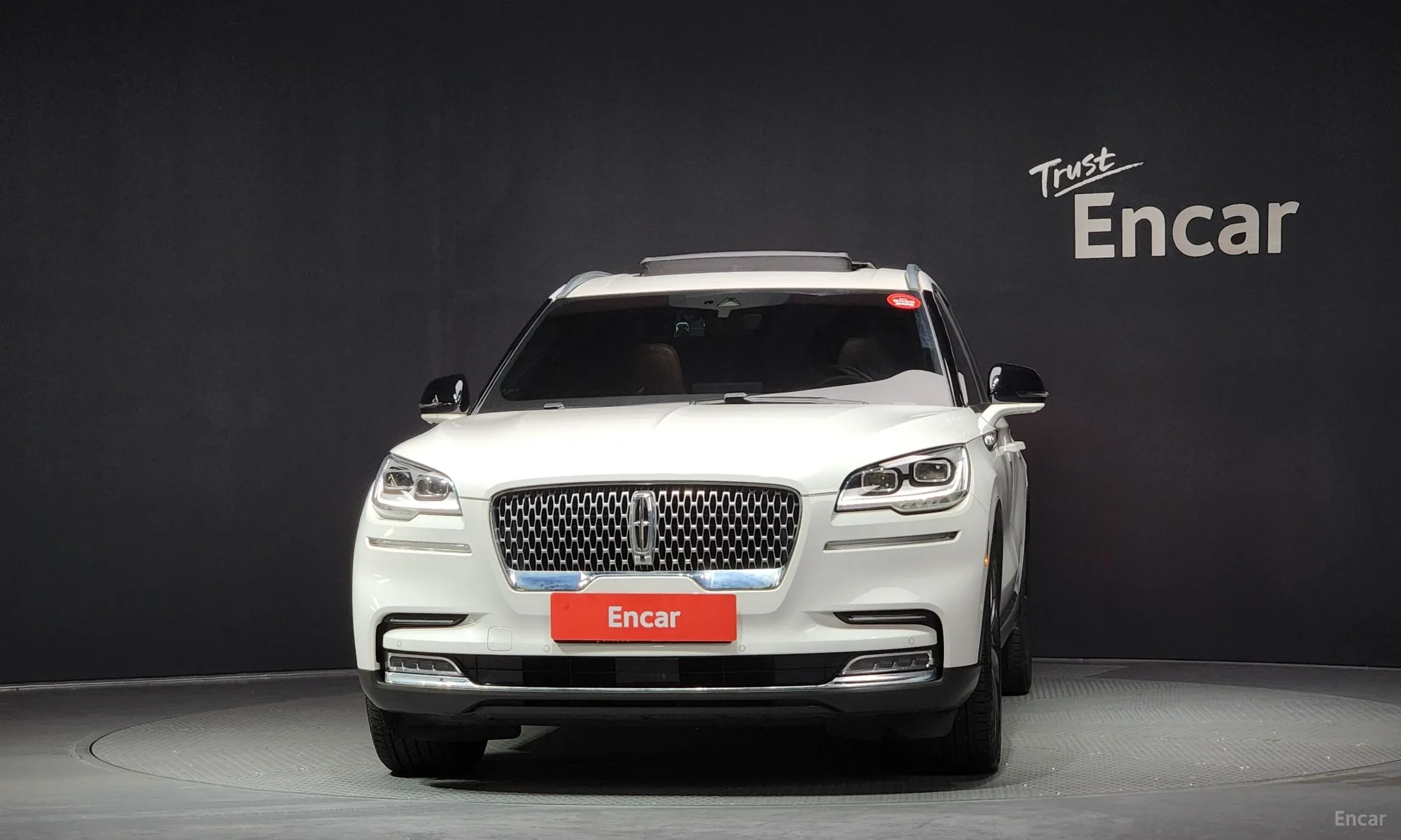 Lincoln Aviator 2nd Generation превью 3
