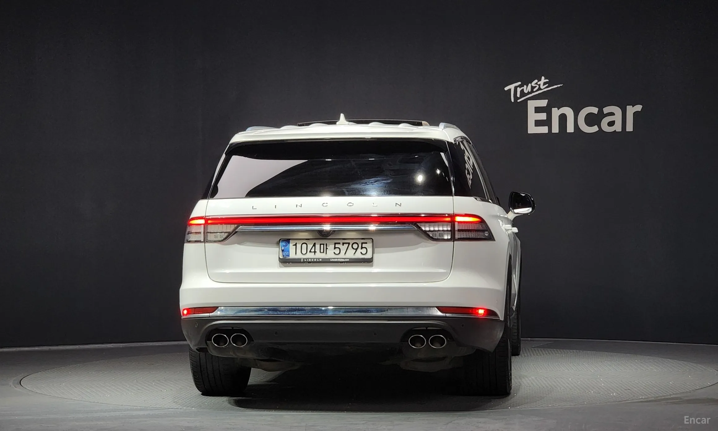 Lincoln Aviator 2nd Generation превью 4