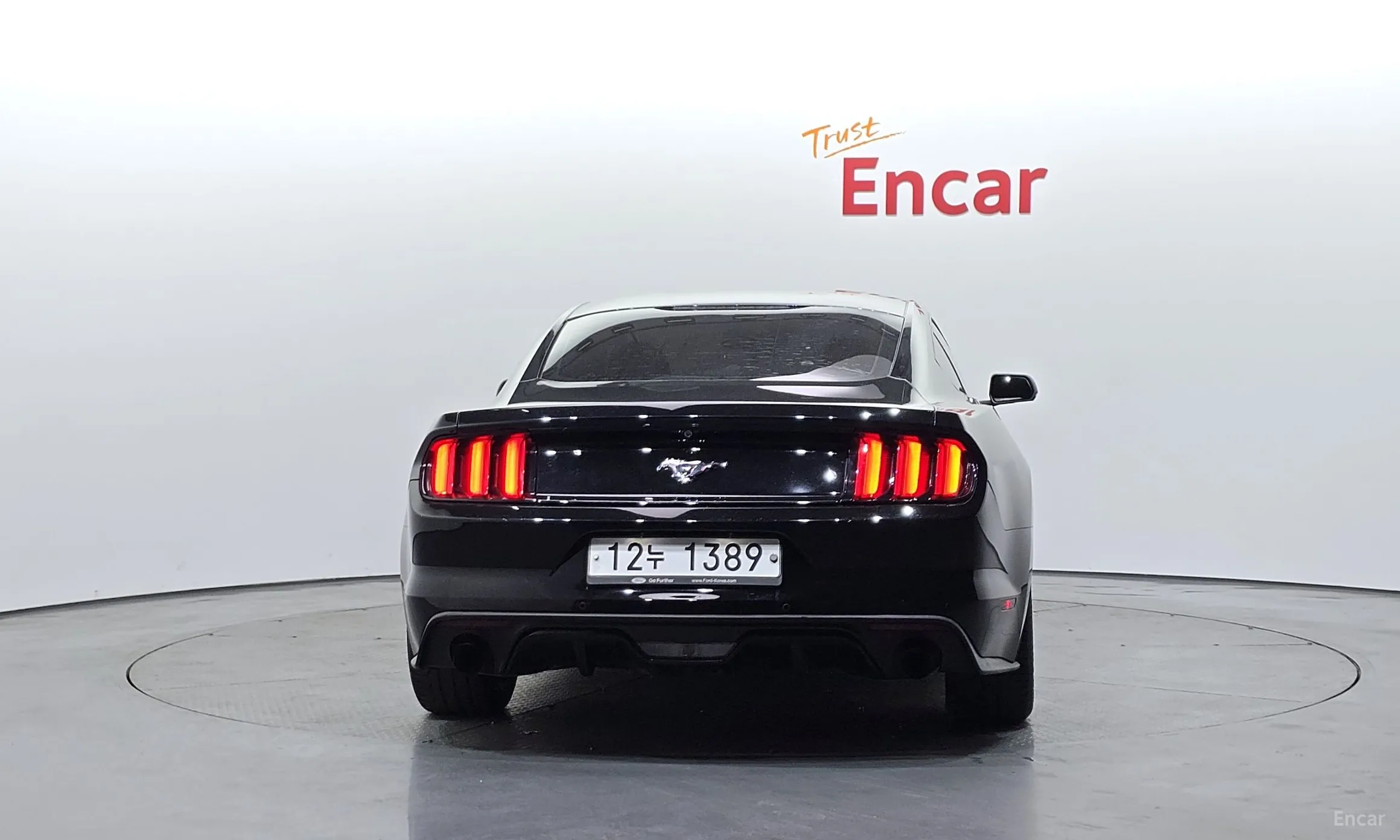 Ford Mustang превью 4