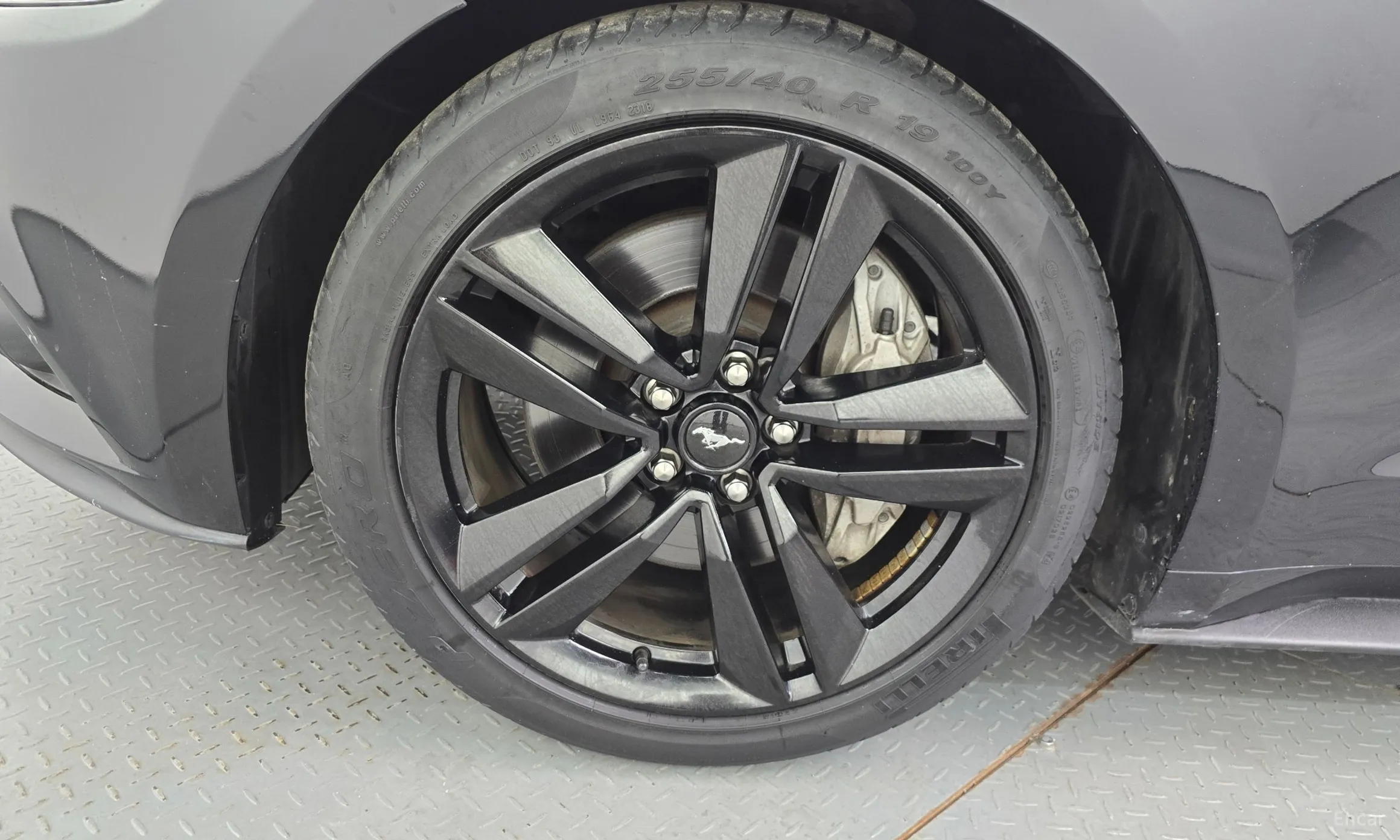 Ford Mustang превью 5