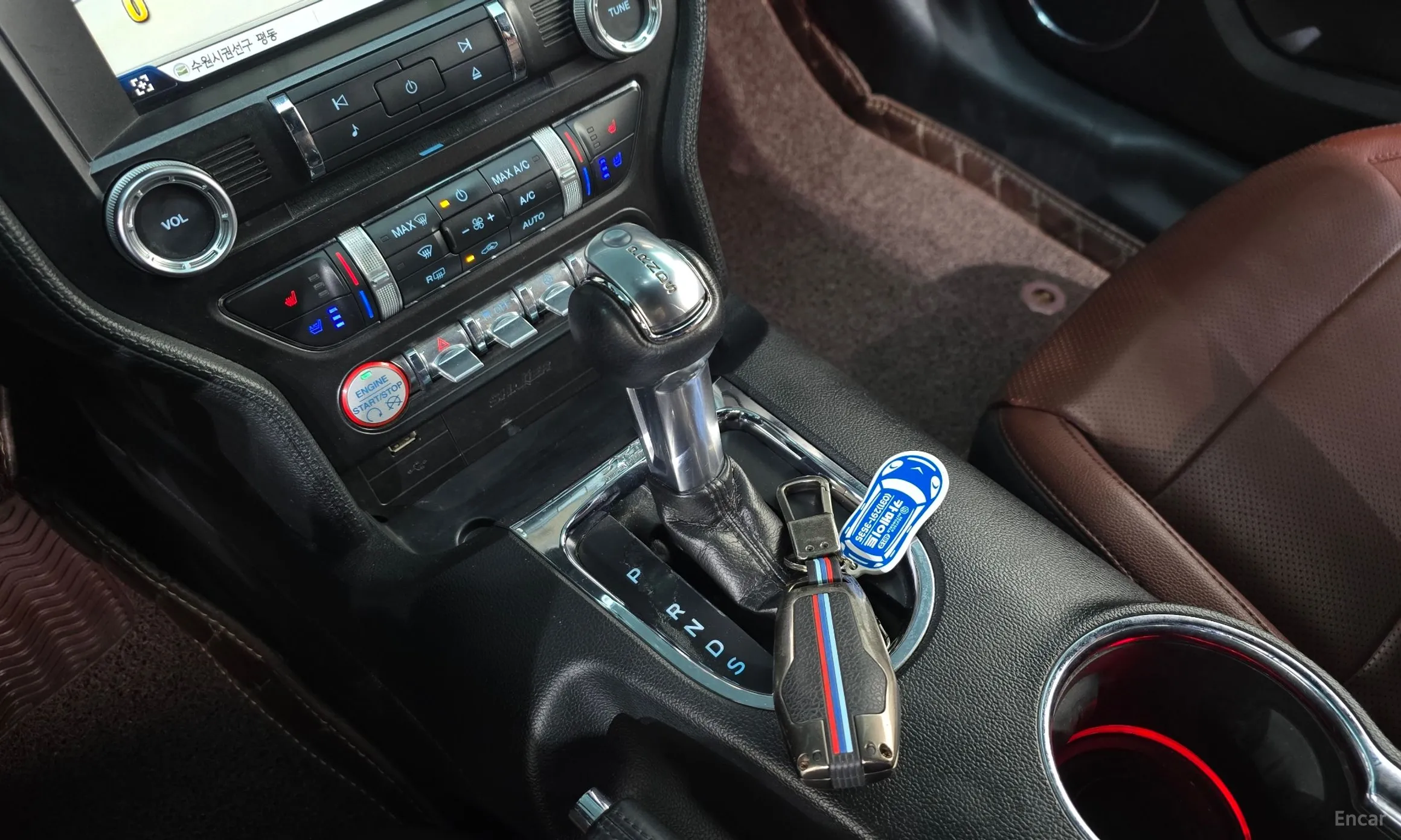 Ford Mustang превью 9