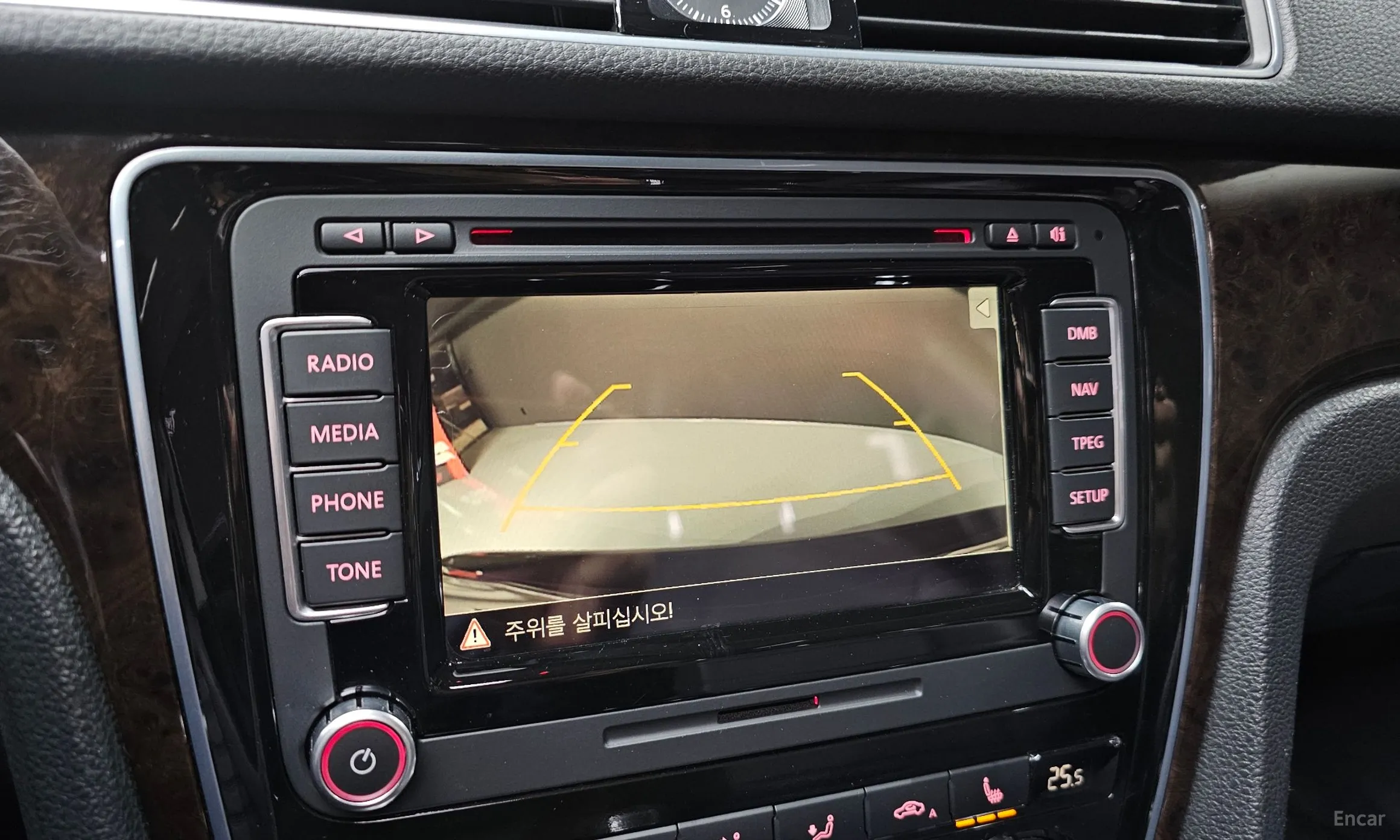 Volkswagen The New Passat превью 18