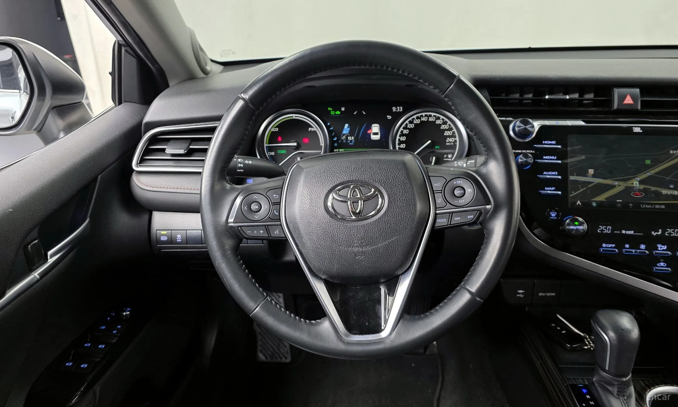 Toyota Camry (XV70) превью 13