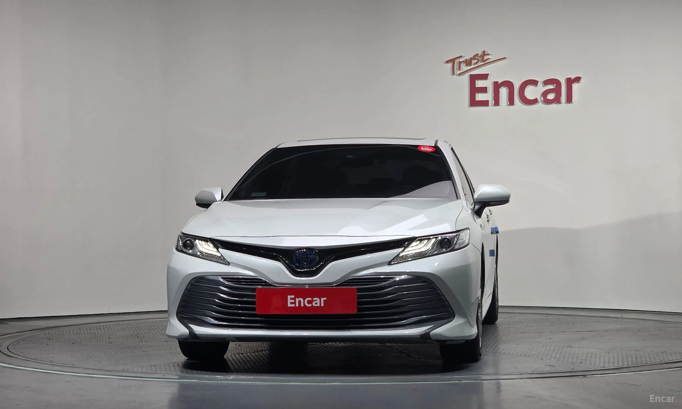 Toyota Camry (XV70) превью 3