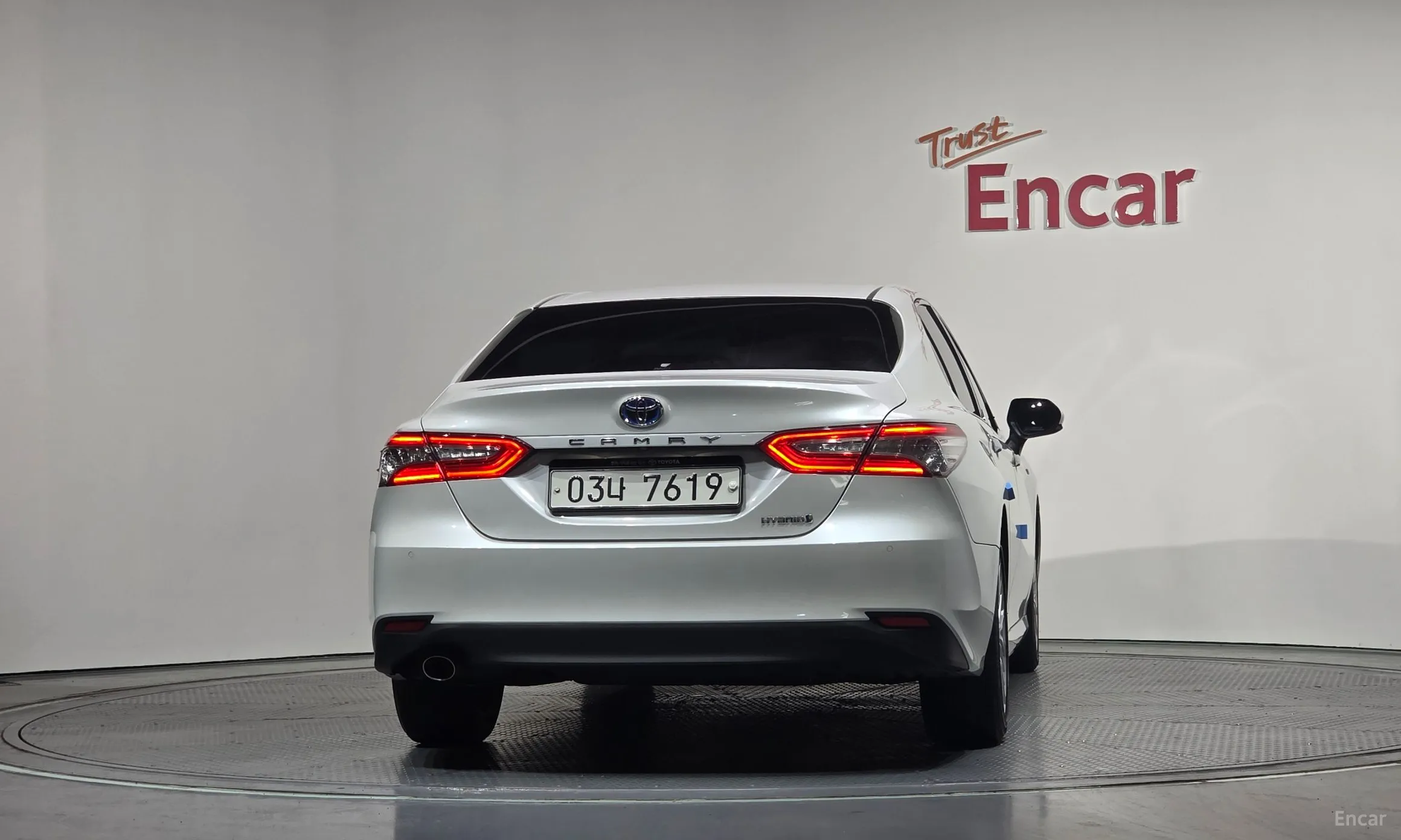 Toyota Camry (XV70) превью 4