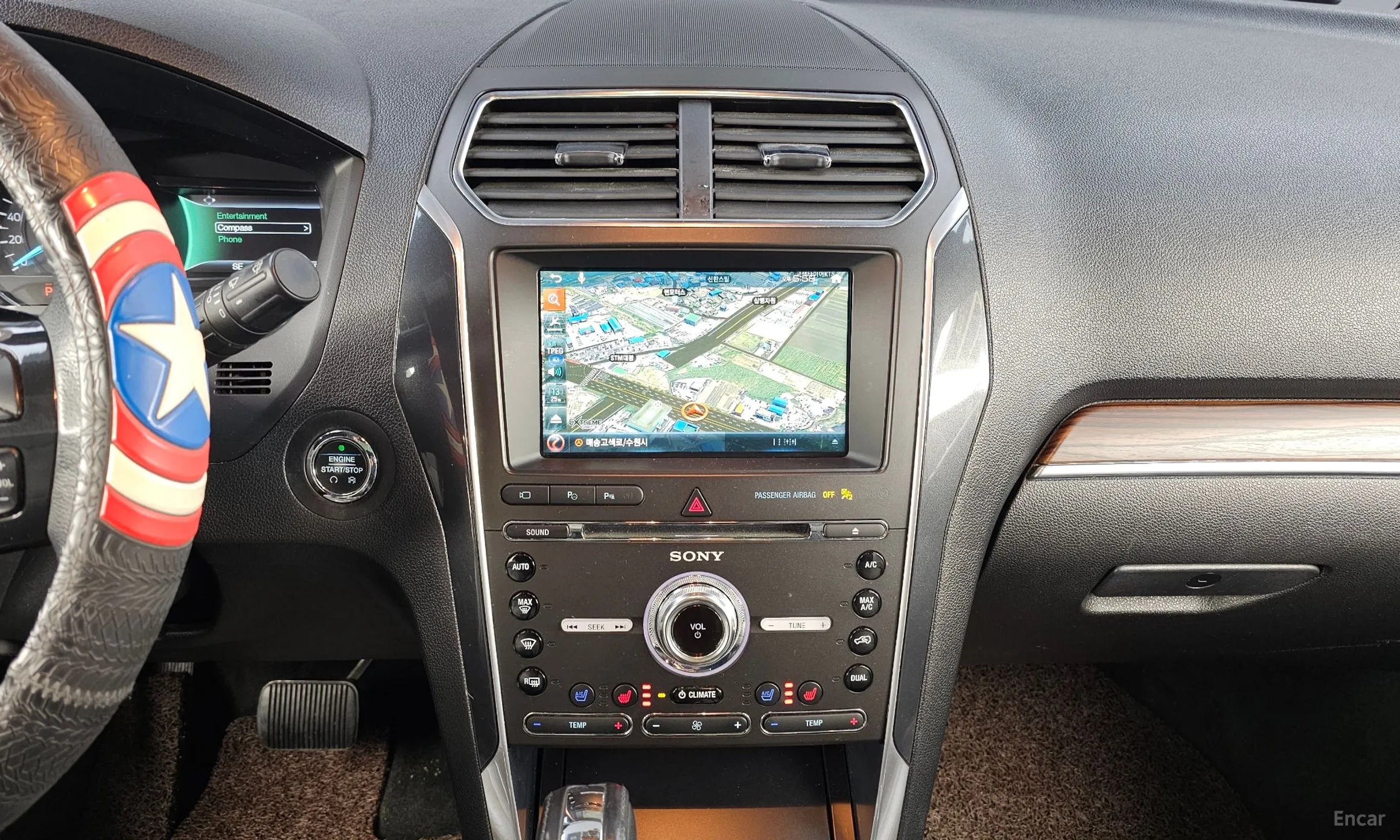 Ford Explorer превью 14