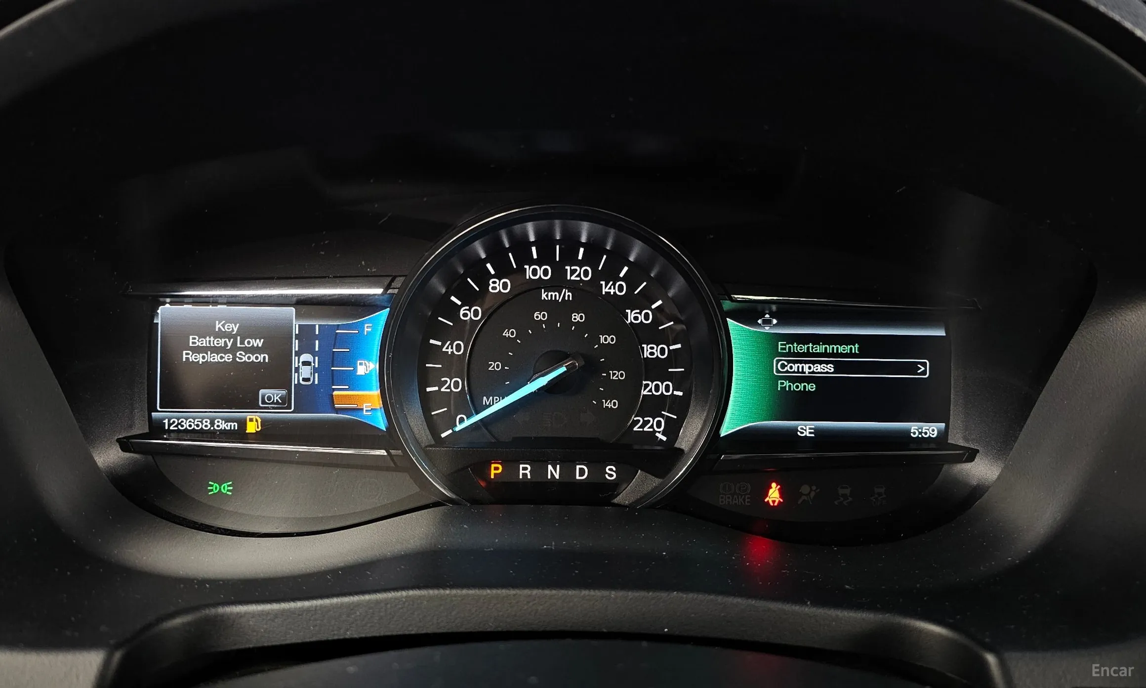 Ford Explorer превью 8
