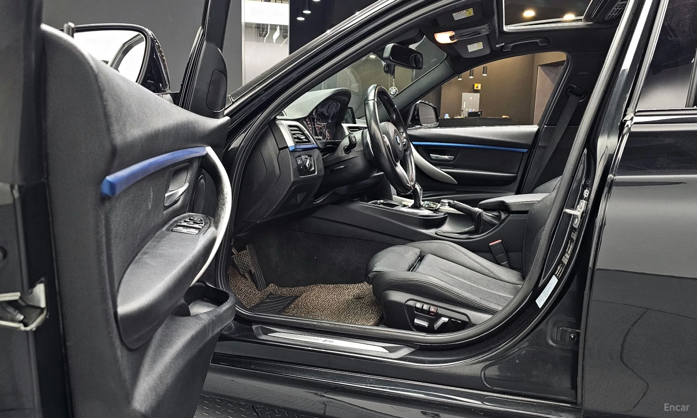 BMW 3 Series (F30) превью 10