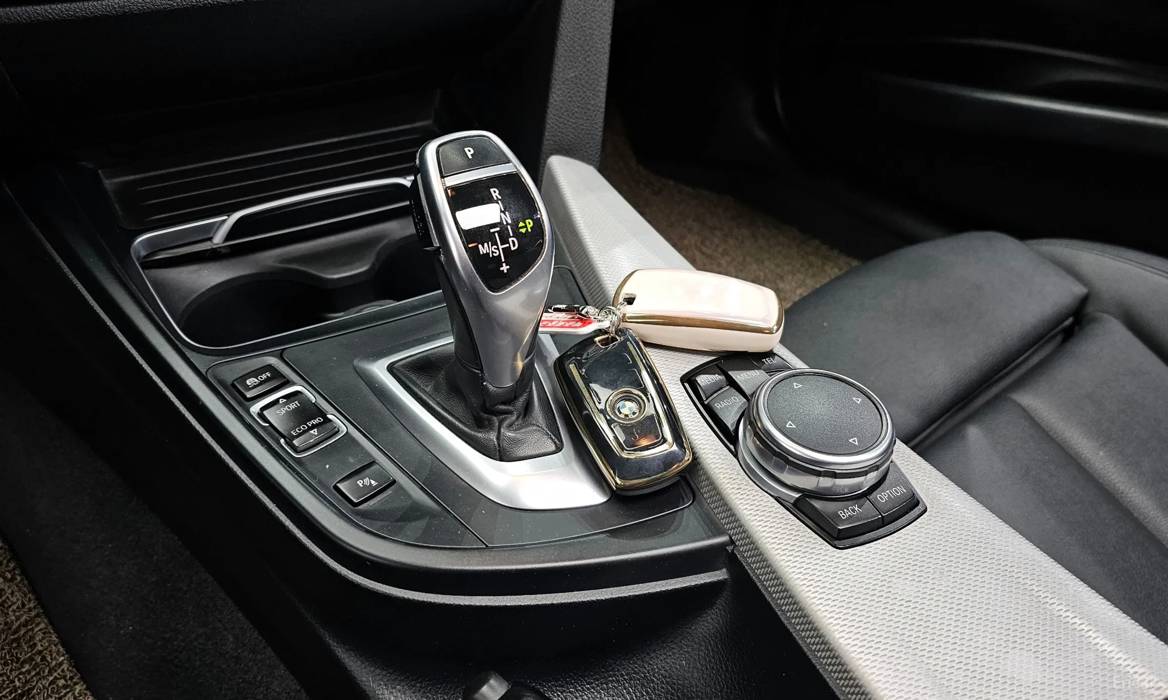 BMW 3 Series (F30) превью 9
