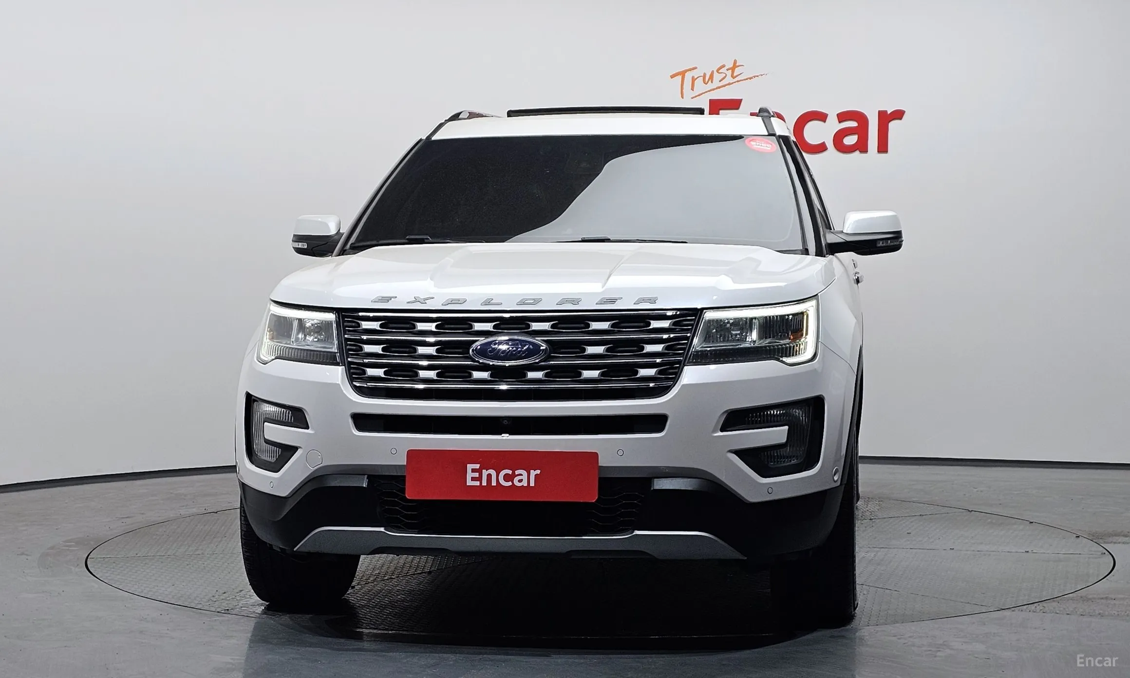 Ford Explorer превью 3