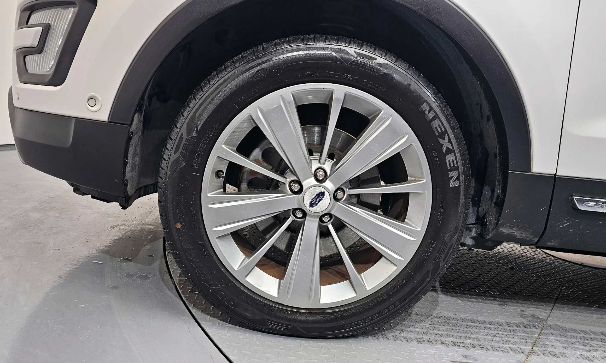 Ford Explorer превью 5
