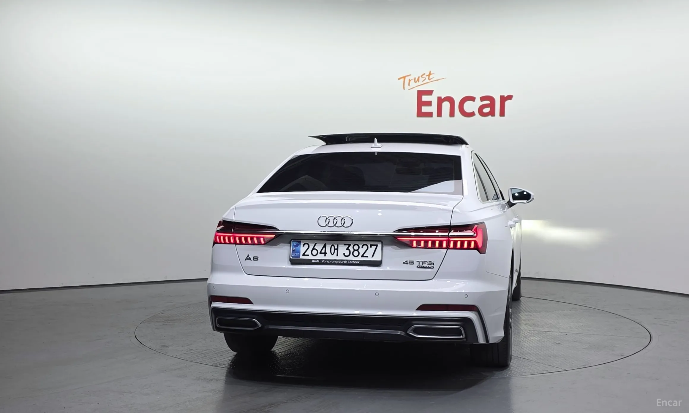 Audi A6 (C8) превью 4