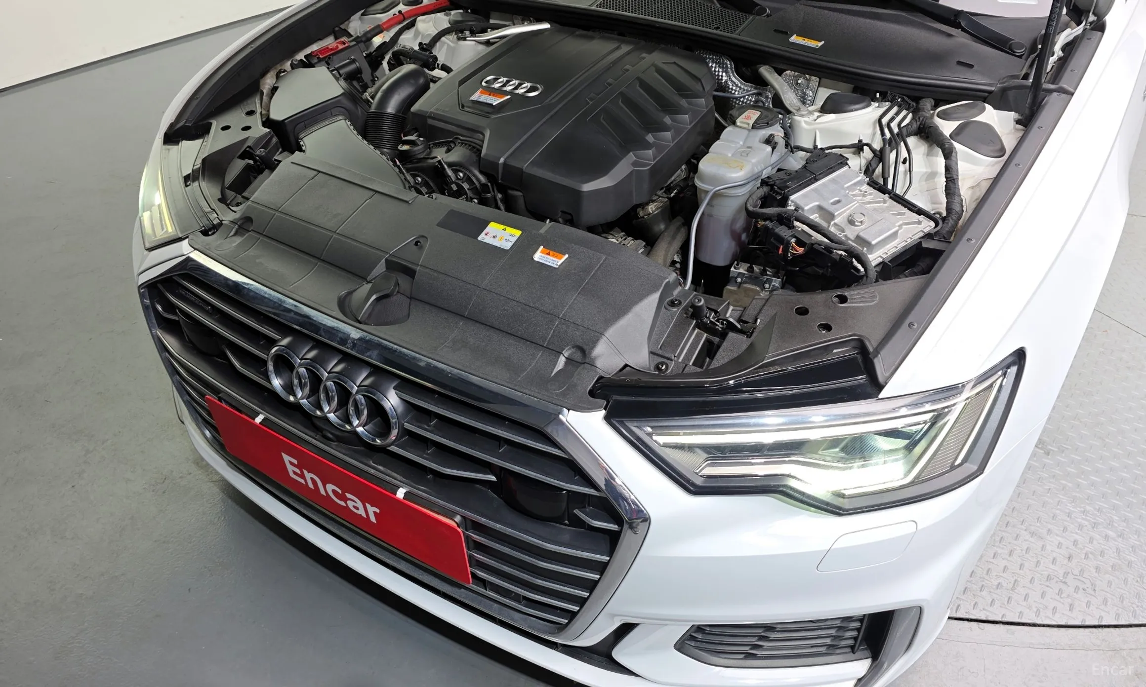 Audi A6 (C8) превью 6