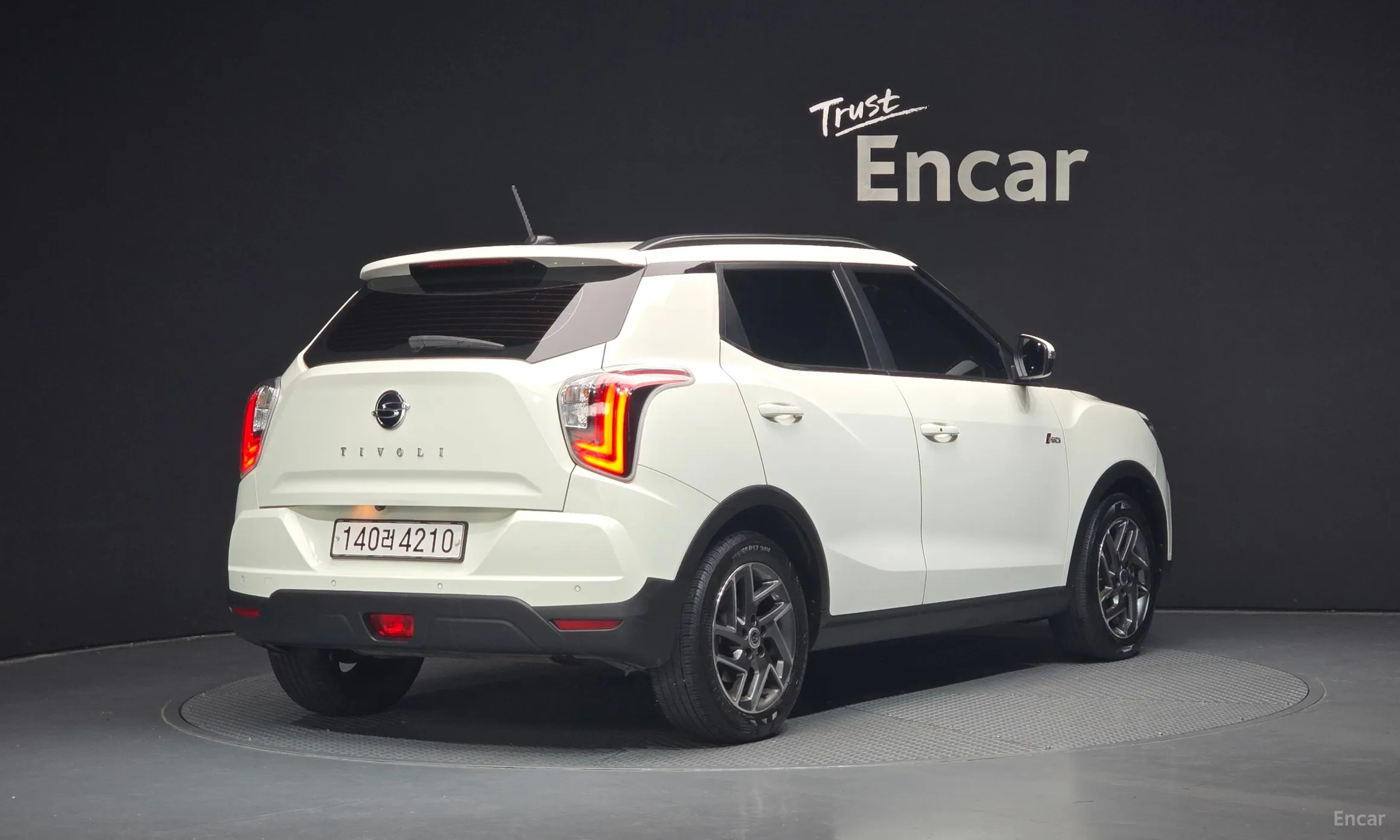 KG Mobility (SsangYong) Berry New Tivoli превью 2