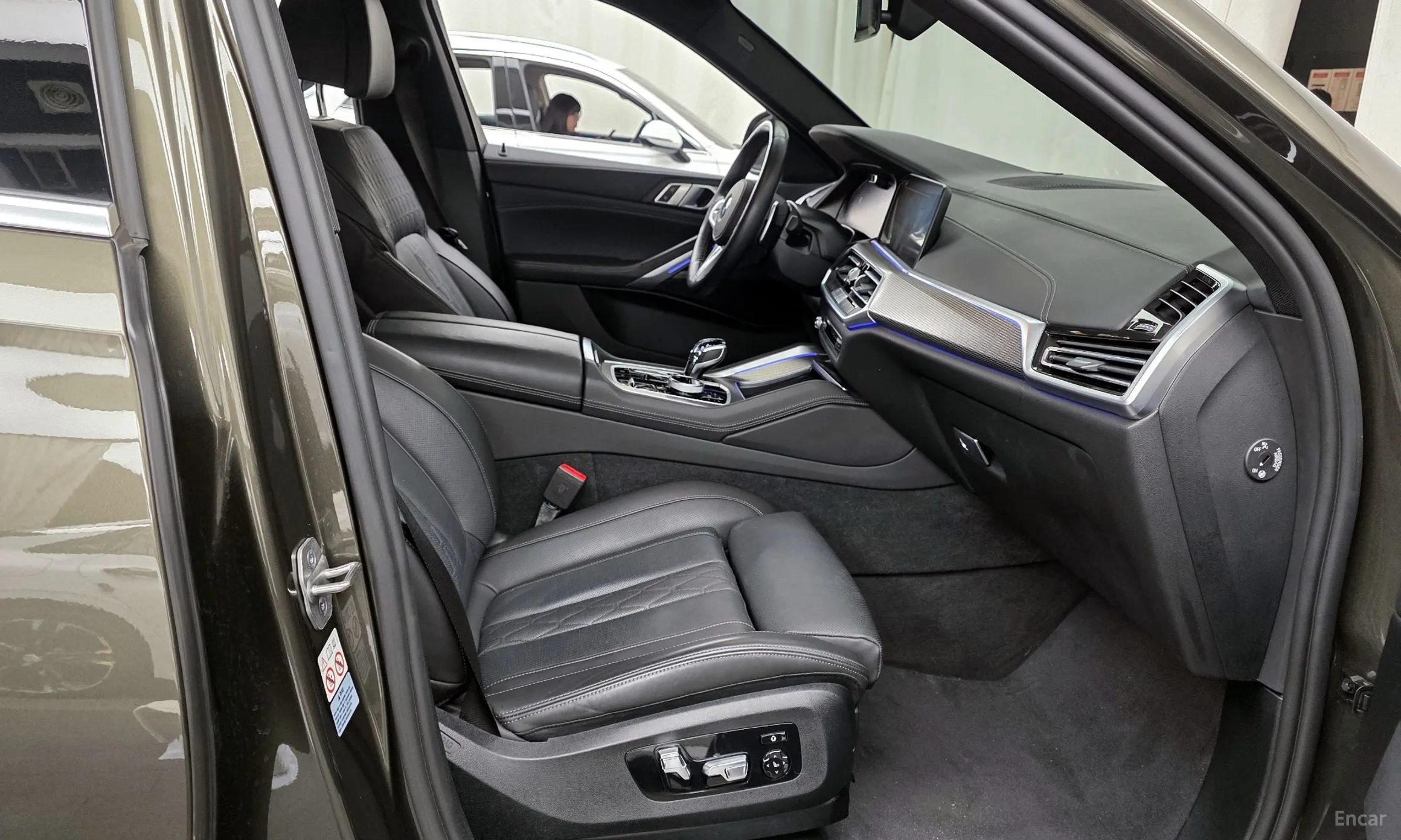 BMW X6 (G06) превью 11