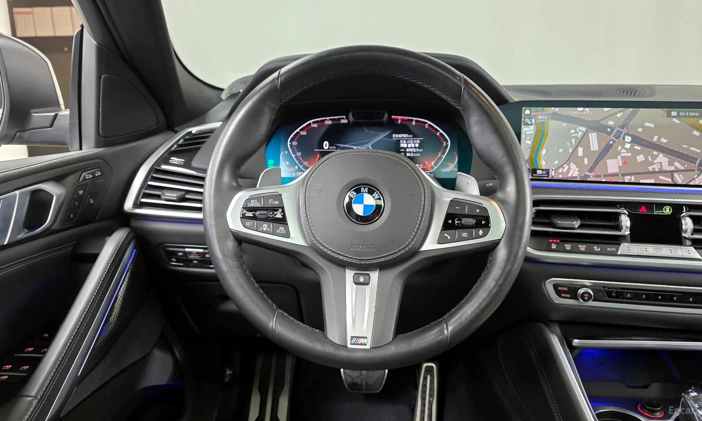 BMW X6 (G06) превью 13