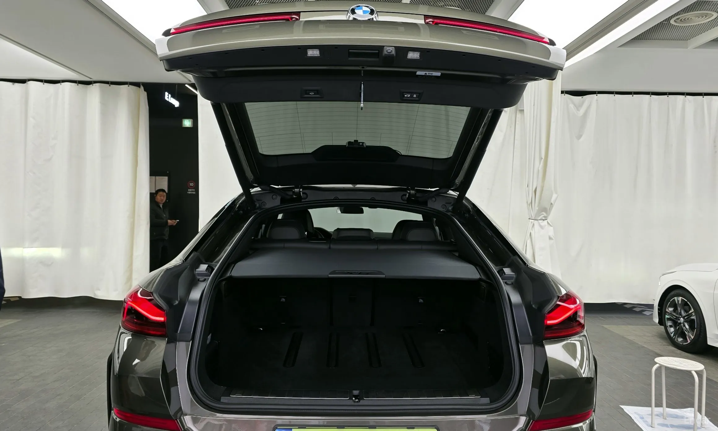 BMW X6 (G06) превью 20
