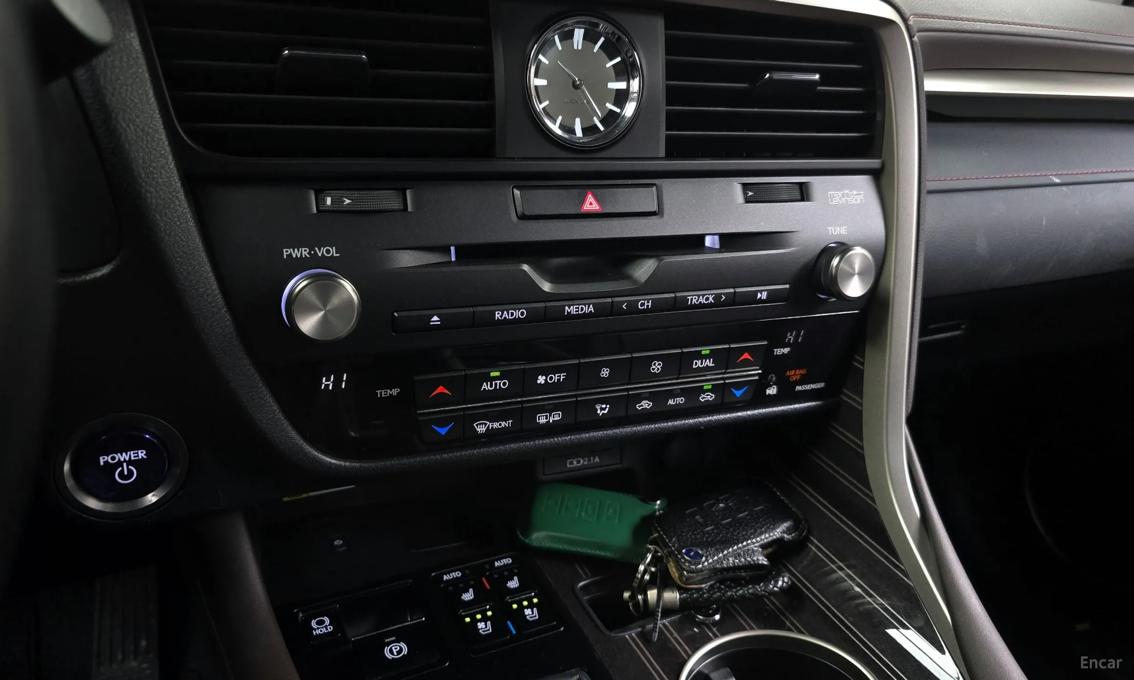 Lexus RX450h Gen 4 превью 16