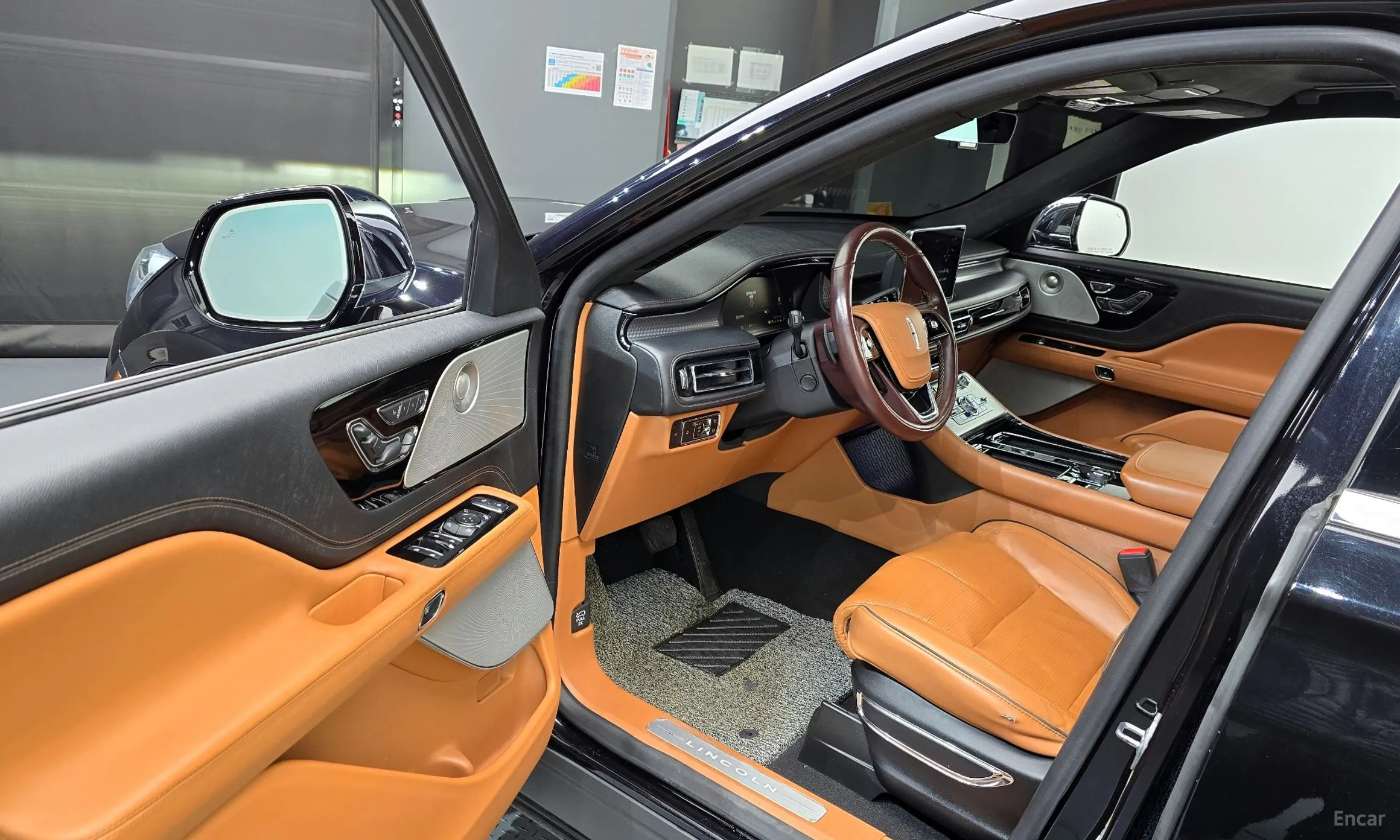 Lincoln Aviator 2nd Generation превью 10
