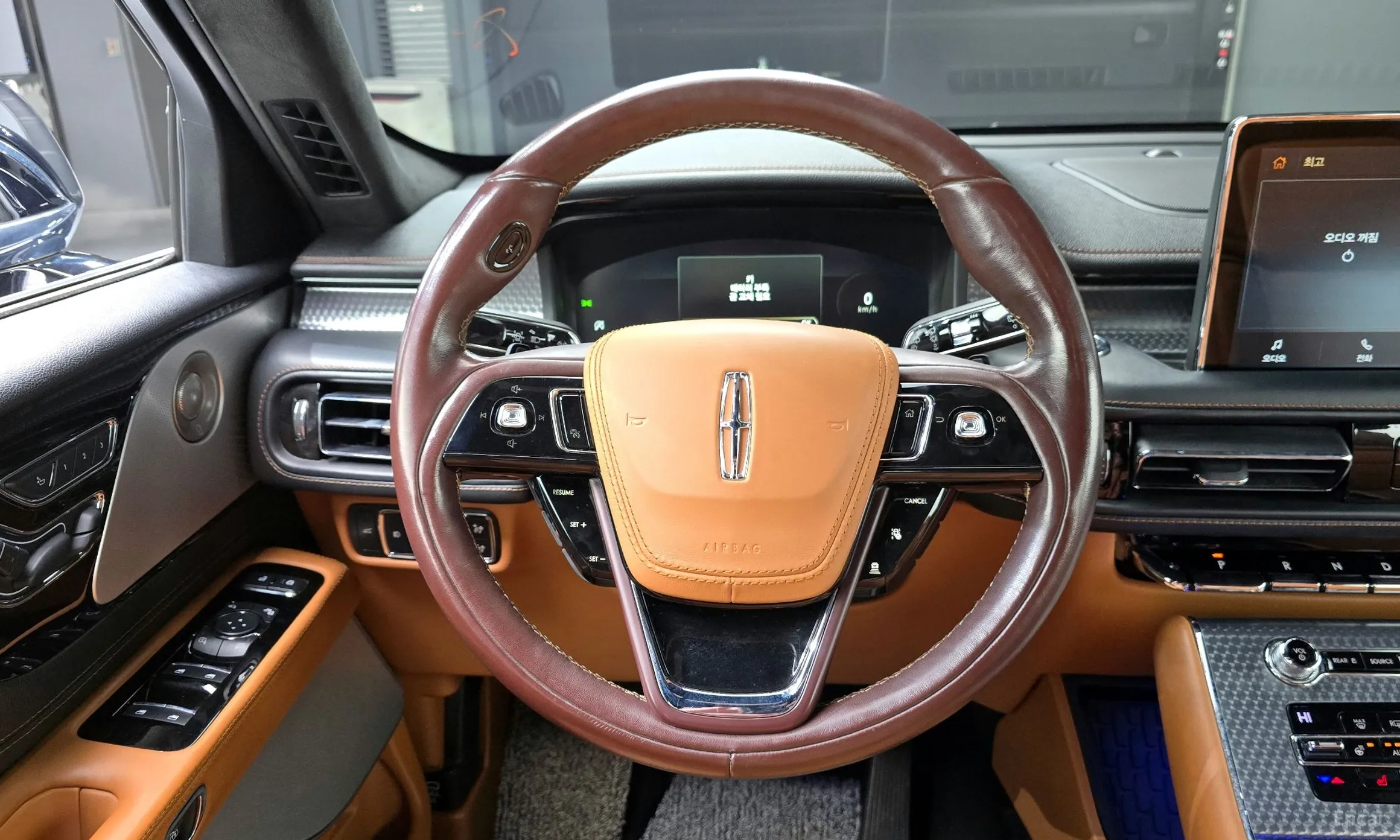 Lincoln Aviator 2nd Generation превью 13