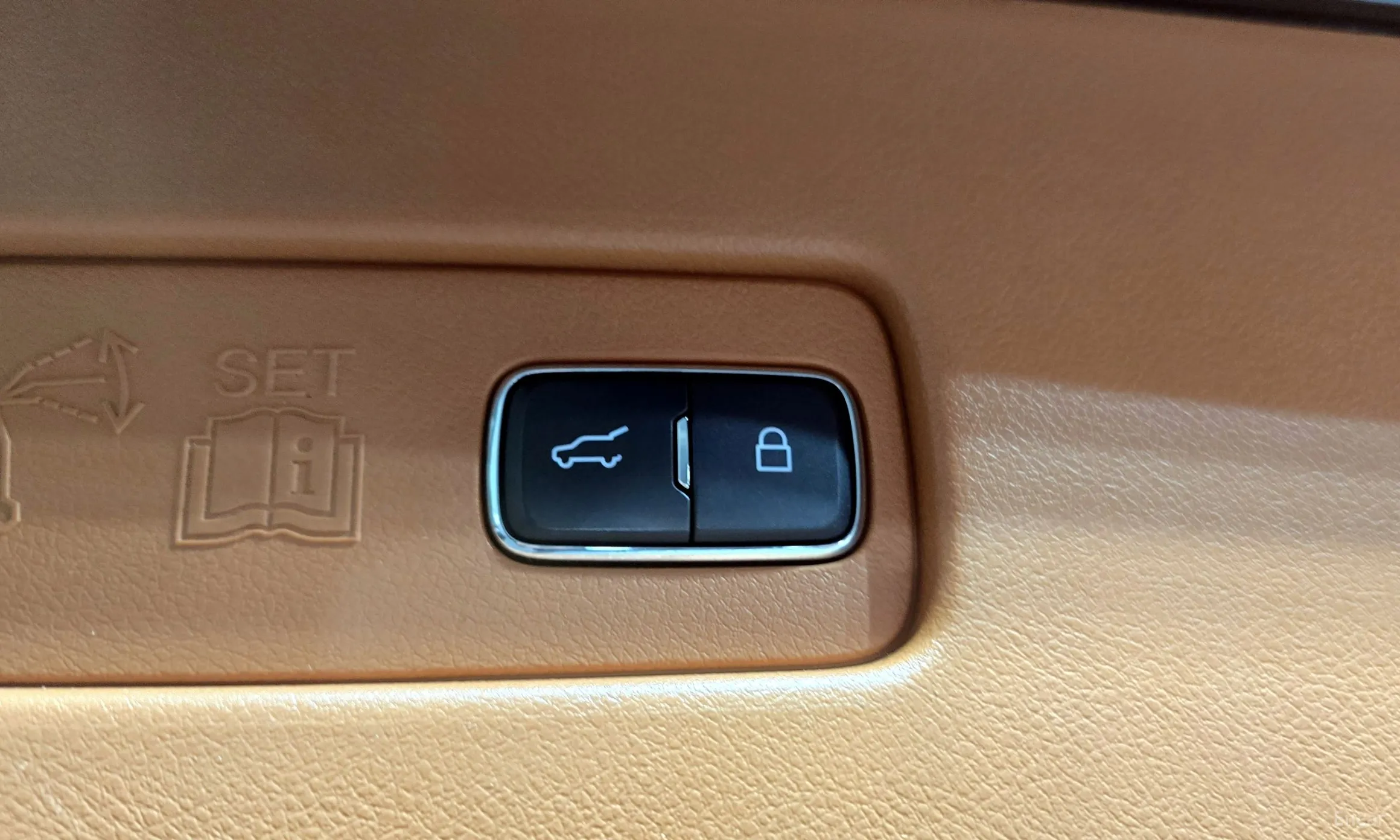 Lincoln Aviator 2nd Generation превью 18